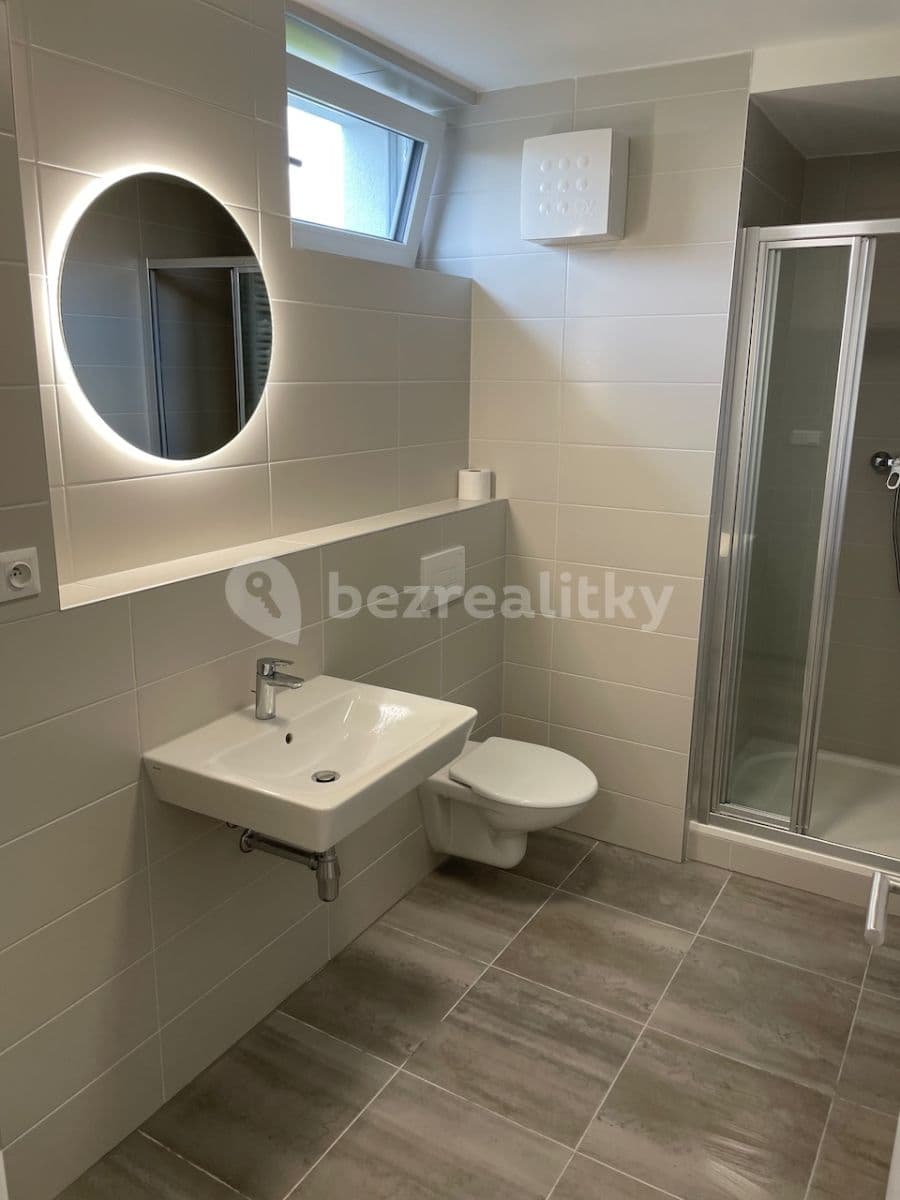 Prenájom bytu 2-izbový 48 m², Urbáškova, Bučovice, Jihomoravský kraj Prenájom bytu 2-izbový 48 m², Urbáškova, Bučovice, Jihomoravský kraj