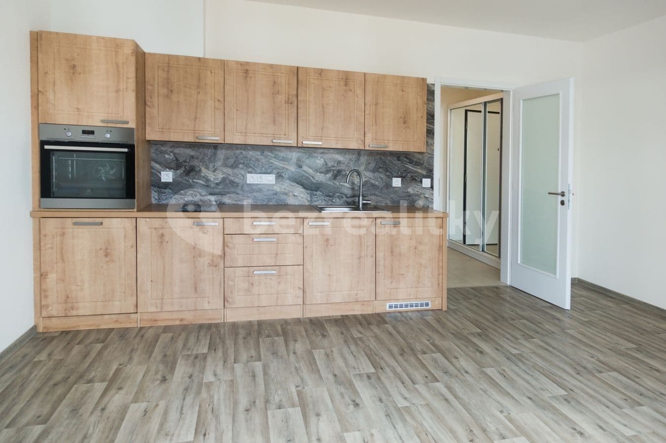 Prenájom bytu 1-izbový 32 m², Kloudova, Praha, Praha Prenájom bytu 1-izbový 32 m², Kloudova, Praha, Praha