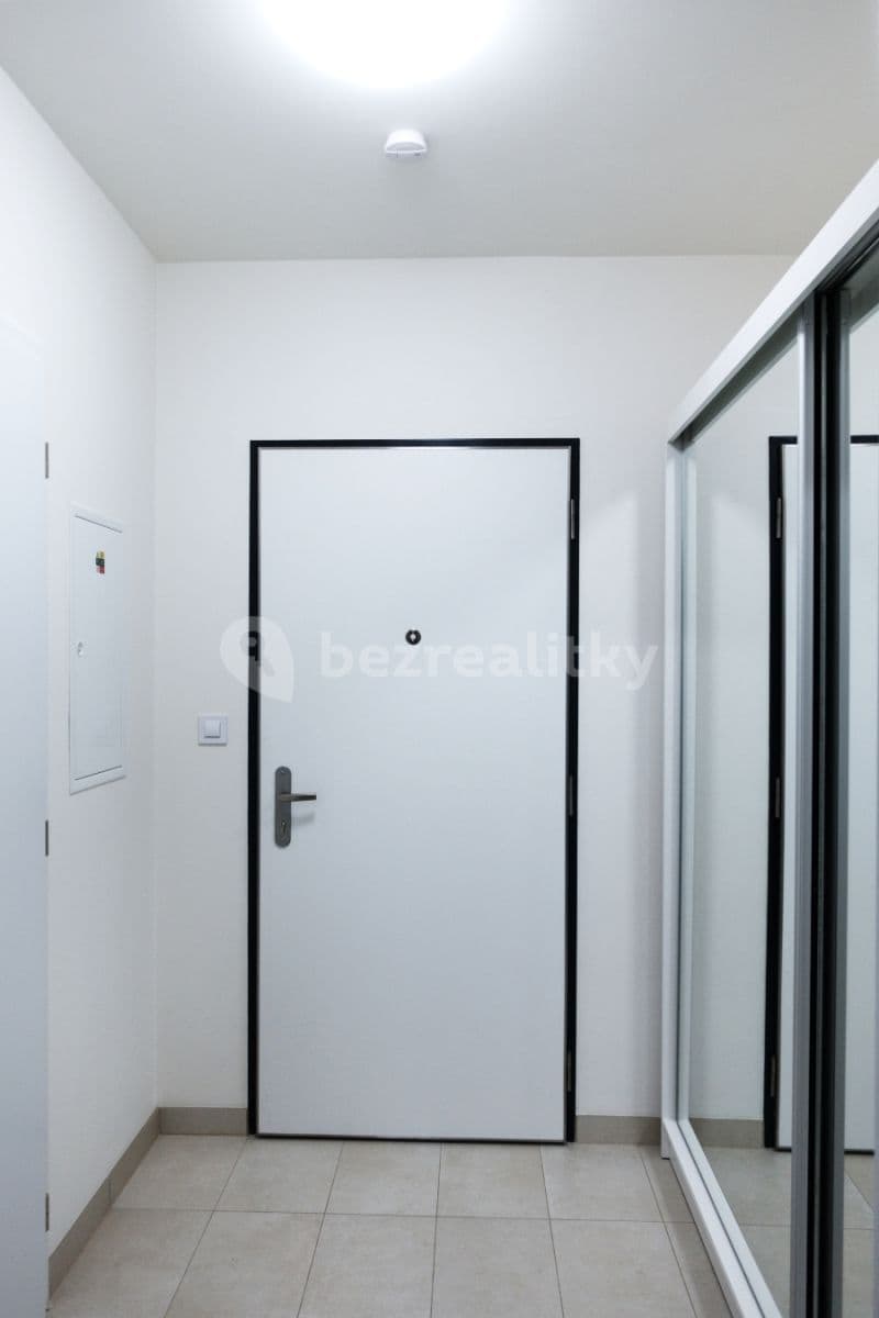 Prenájom bytu 1-izbový 32 m², Kloudova, Praha, Praha Prenájom bytu 1-izbový 32 m², Kloudova, Praha, Praha