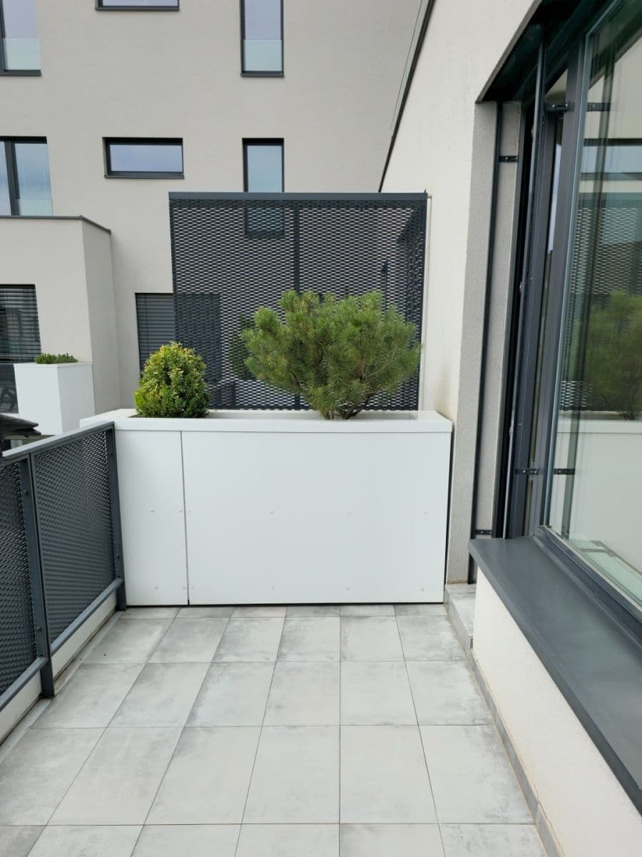 Prenájom bytu 1-izbový 32 m², Kloudova, Praha, Praha Prenájom bytu 1-izbový 32 m², Kloudova, Praha, Praha
