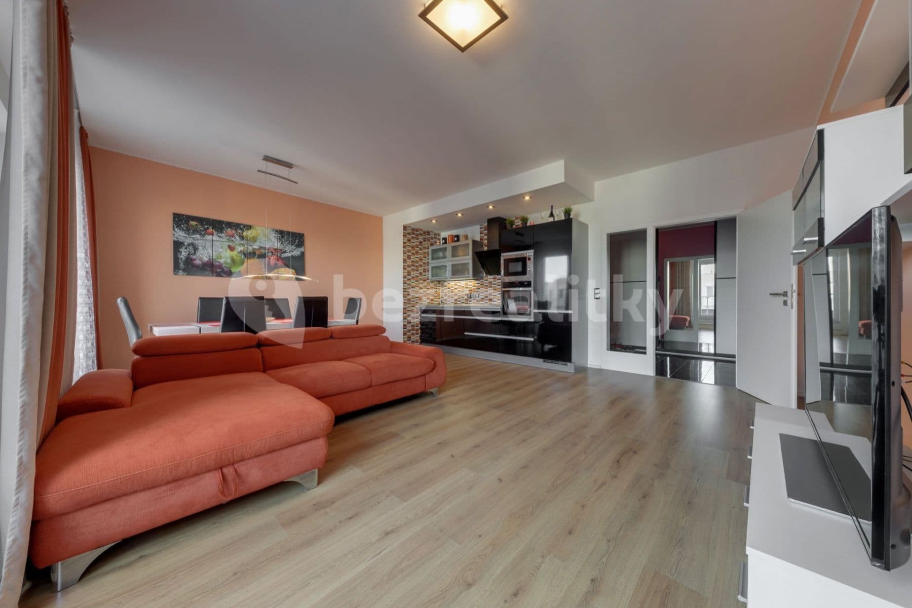 Prenájom bytu 2-izbový 64 m², Praha, Praha Prenájom bytu 2-izbový 64 m², Praha, Praha
