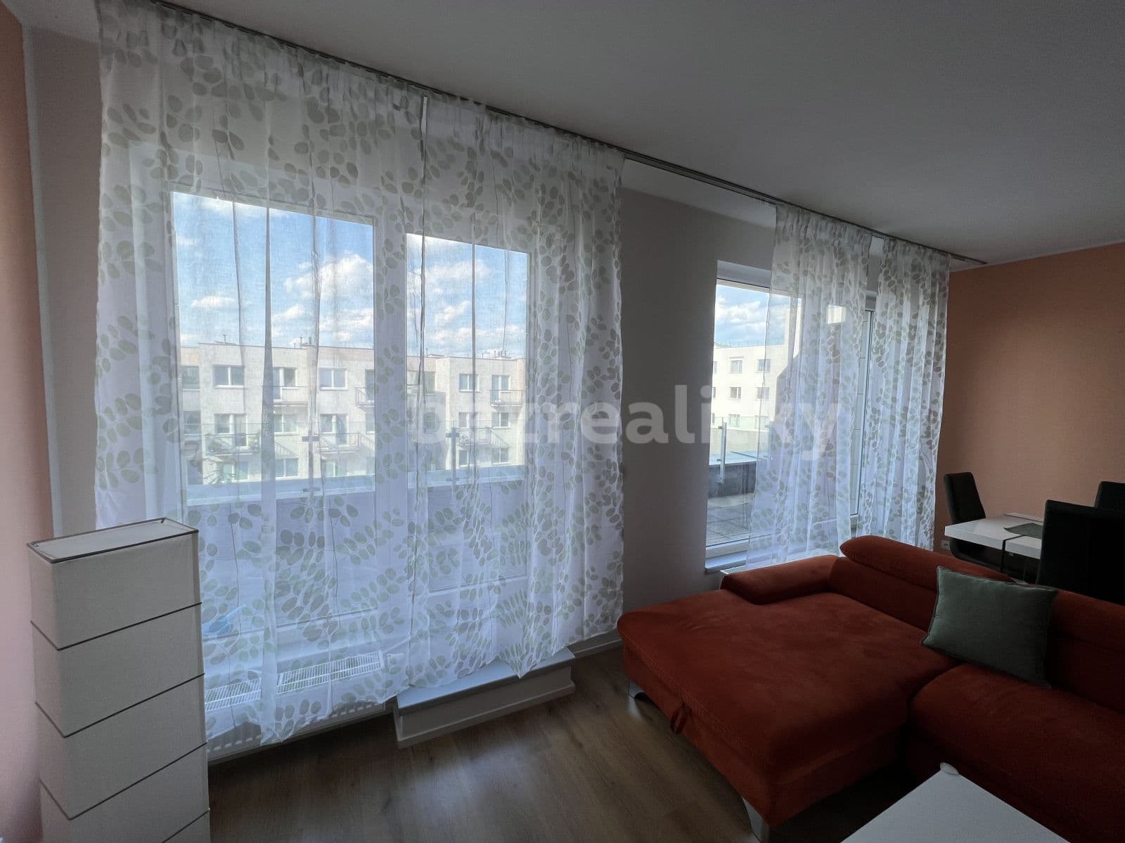 Prenájom bytu 2-izbový 64 m², Praha, Praha Prenájom bytu 2-izbový 64 m², Praha, Praha