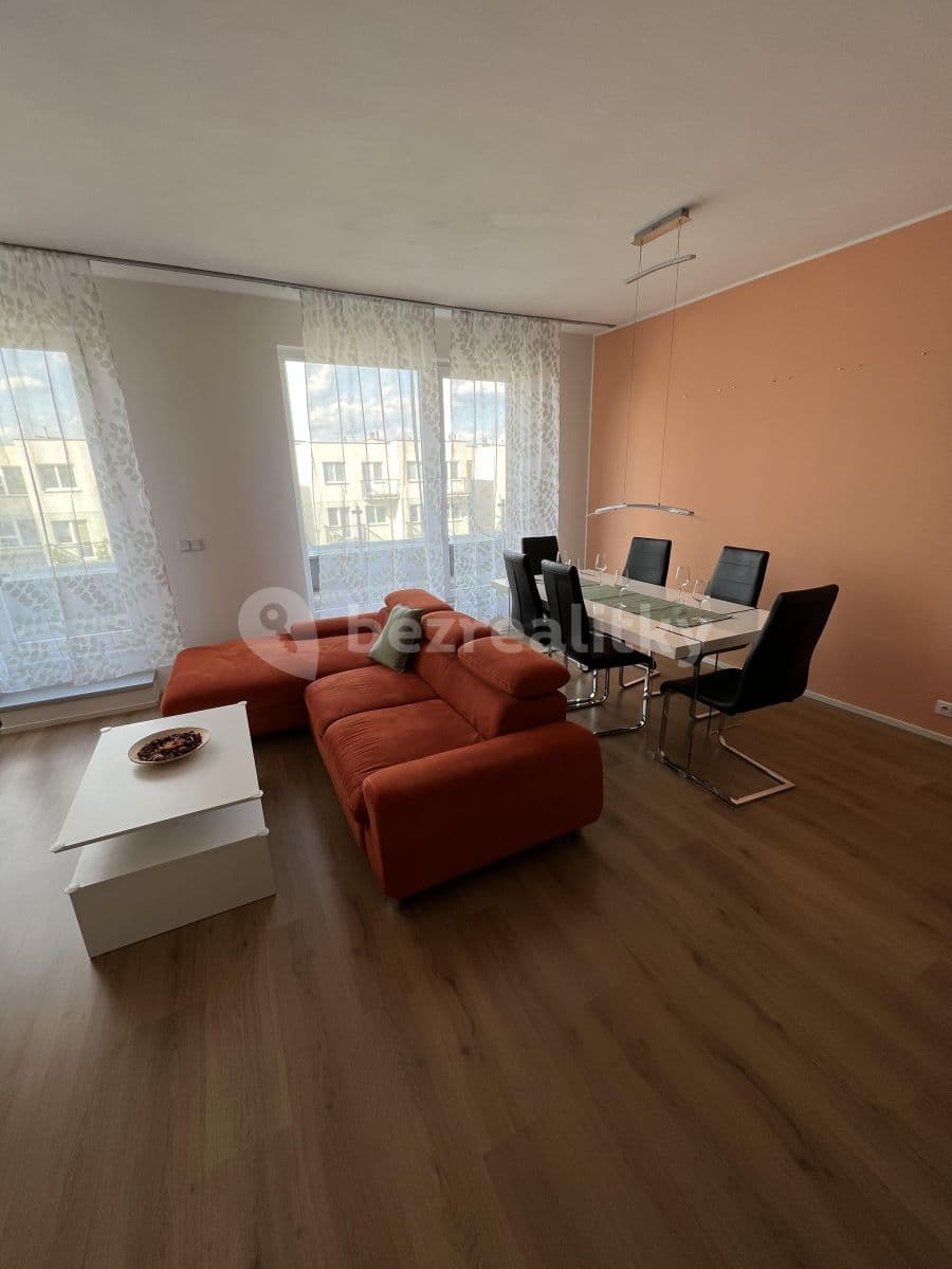Prenájom bytu 2-izbový 64 m², Praha, Praha Prenájom bytu 2-izbový 64 m², Praha, Praha