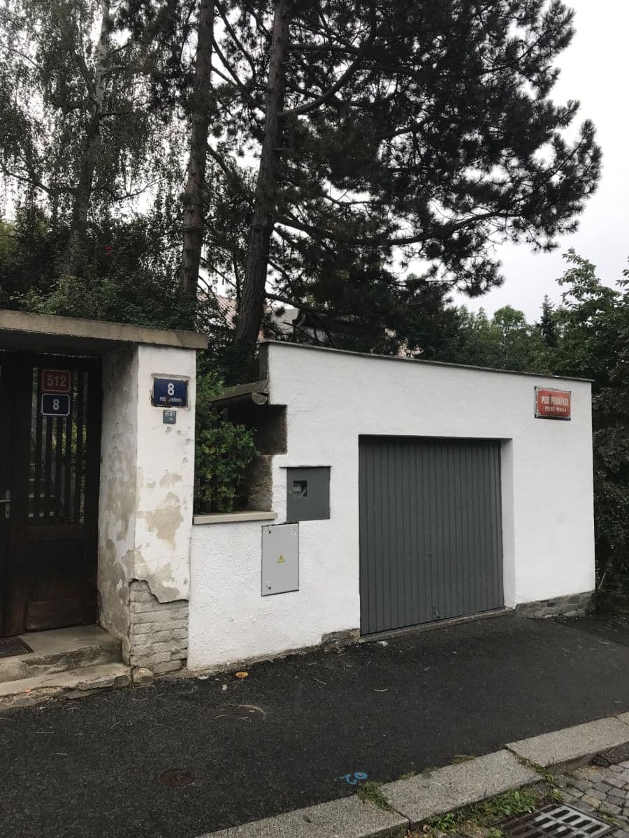 Predaj nebytového priestoru 27 m², Pod Pekařkou, Praha, Praha Predaj nebytového priestoru 27 m², Pod Pekařkou, Praha, Praha