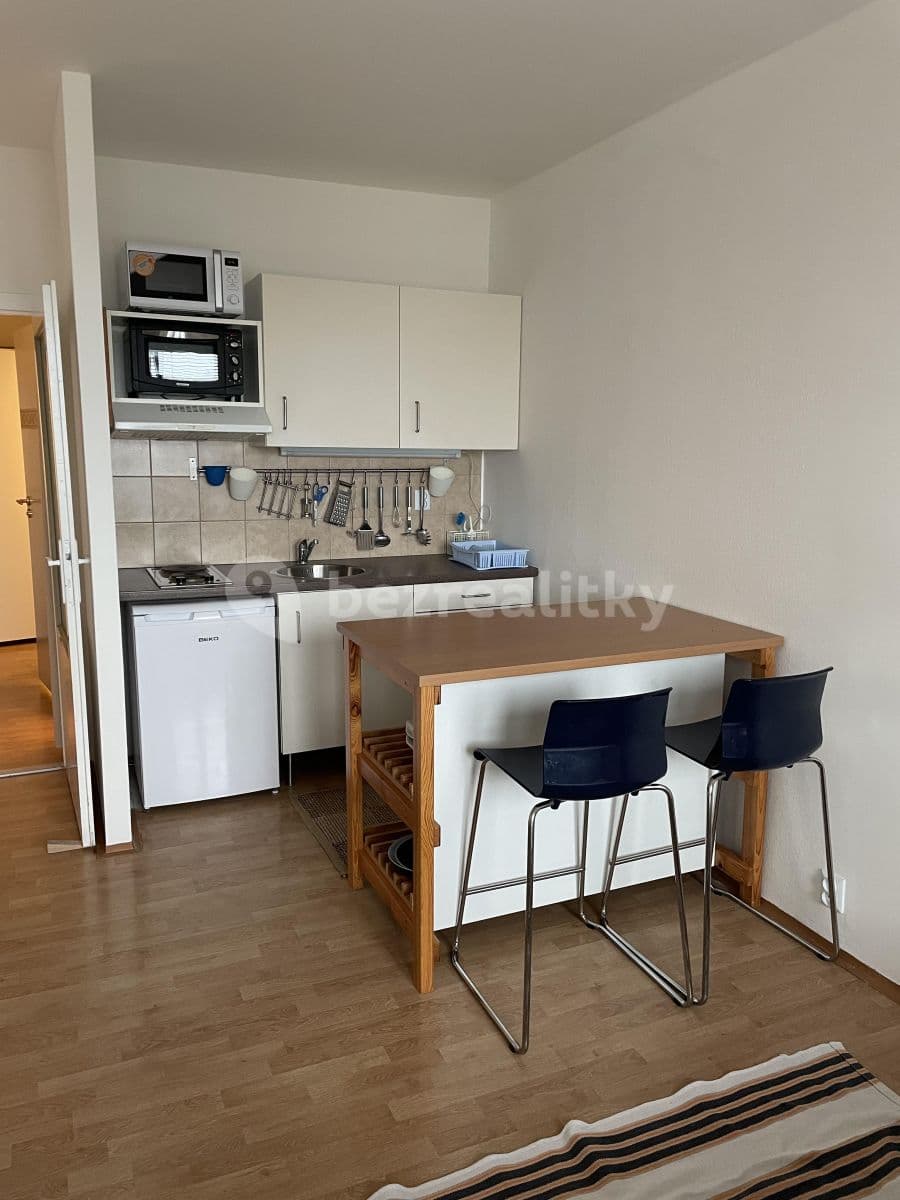 Prenájom bytu Garsoniéra 30 m², Ostrava, Moravskoslezský kraj Prenájom bytu Garsoniéra 30 m², Ostrava, Moravskoslezský kraj