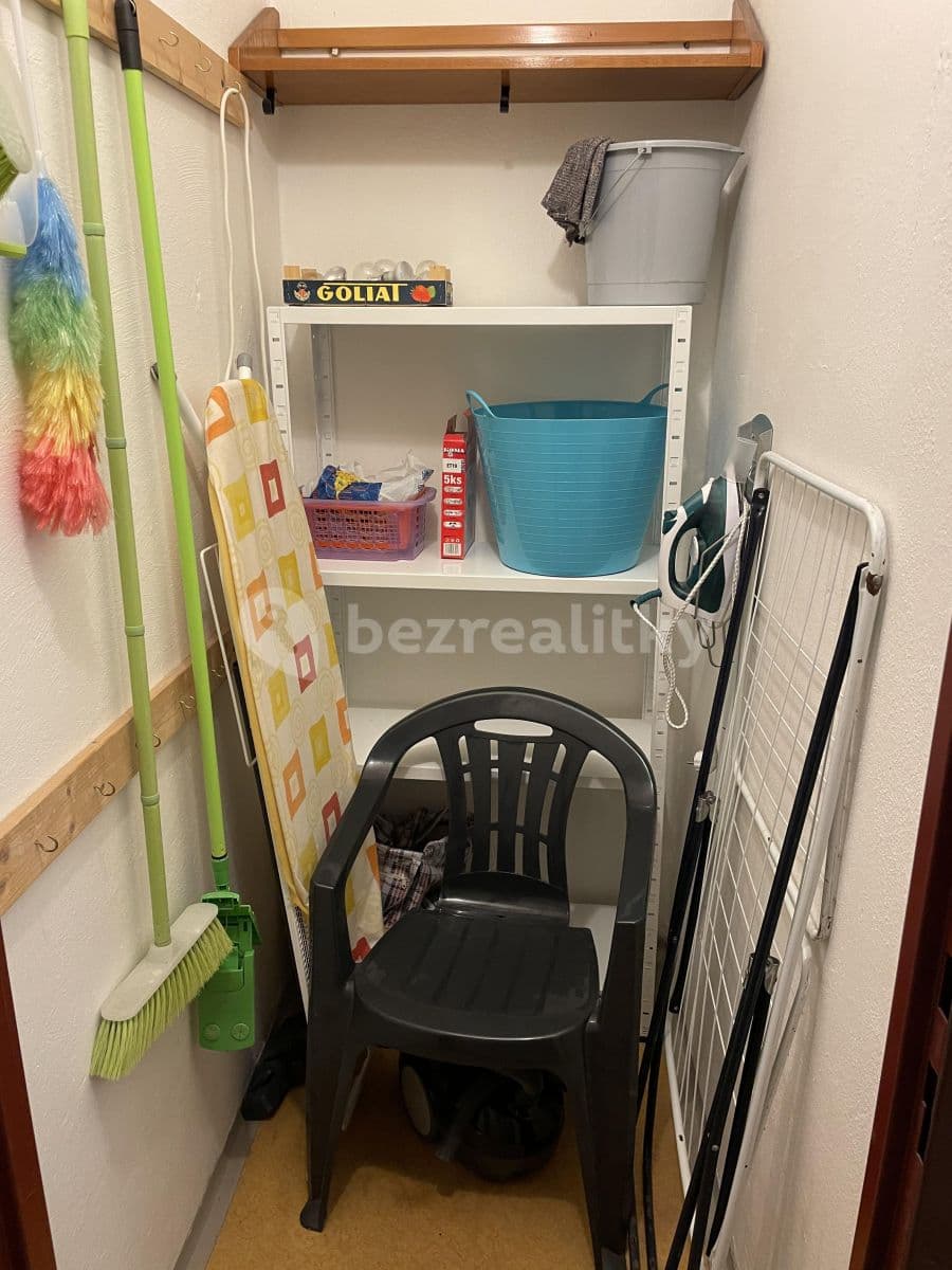 Prenájom bytu Garsoniéra 30 m², Ostrava, Moravskoslezský kraj Prenájom bytu Garsoniéra 30 m², Ostrava, Moravskoslezský kraj