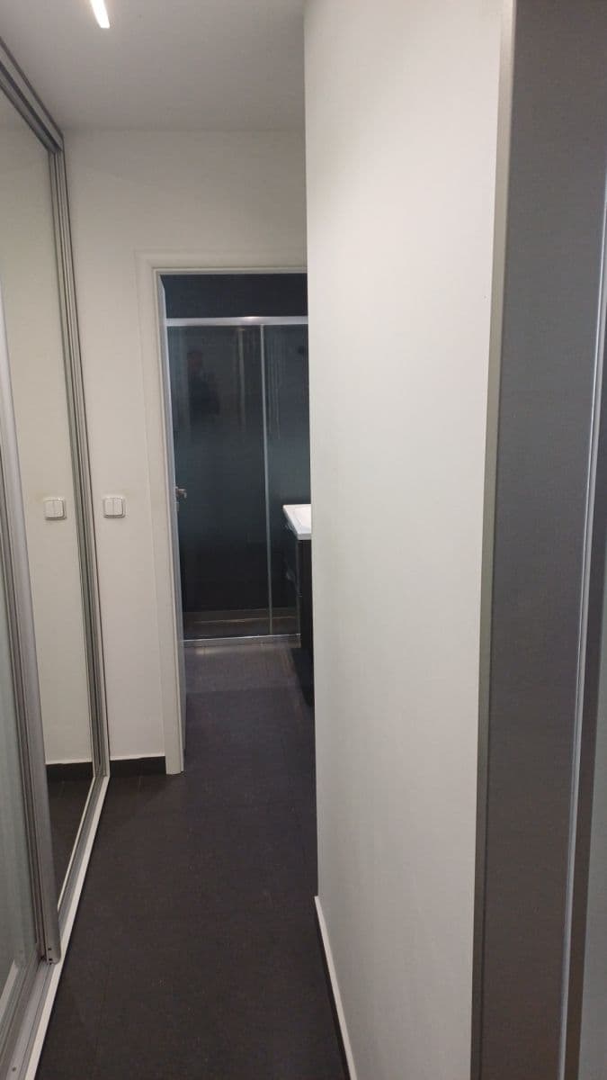 Prenájom bytu 2-izbový 60 m², Bulharská, Praha, Praha Prenájom bytu 2-izbový 60 m², Bulharská, Praha, Praha