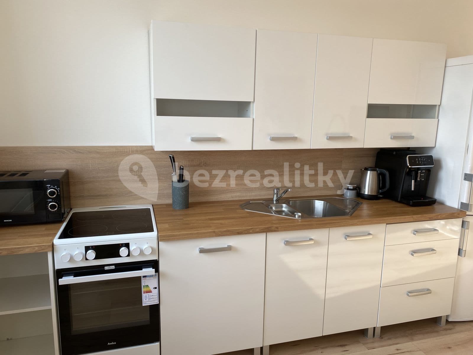 Prenájom bytu 3-izbový 73 m², Hrádek nad Nisou, Liberecký kraj
