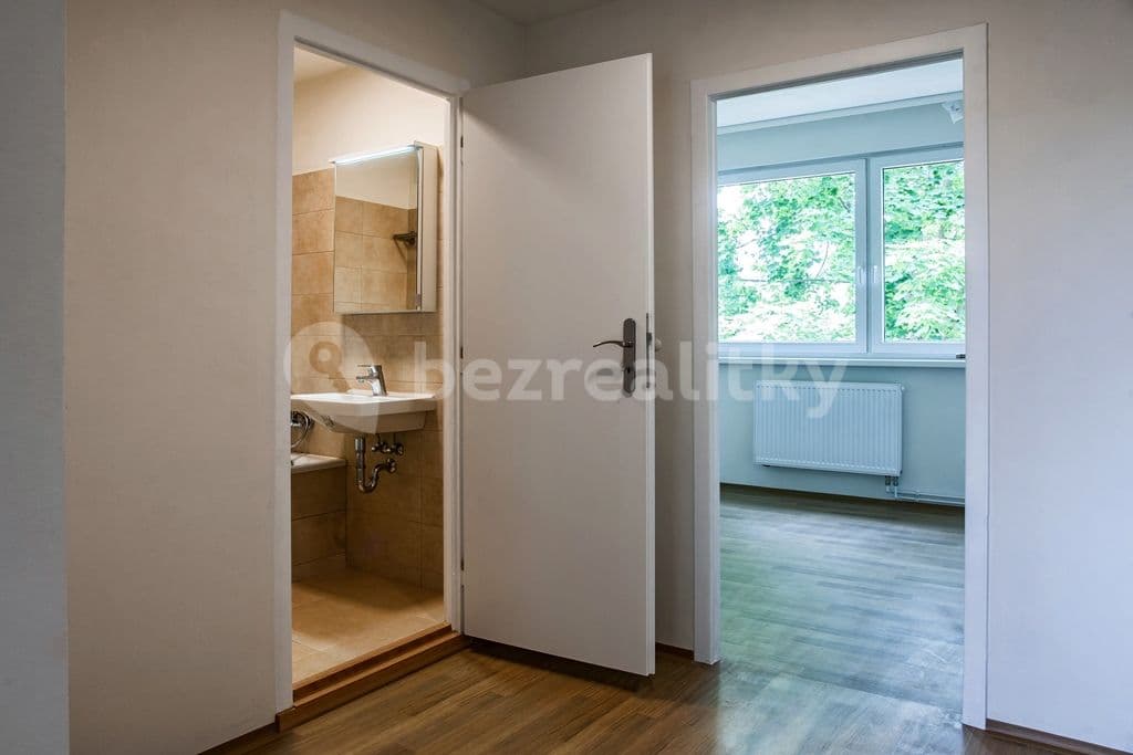 Prenájom bytu 2-izbový 54 m², Hodkovická, Liberec, Liberecký kraj Prenájom bytu 2-izbový 54 m², Hodkovická, Liberec, Liberecký kraj
