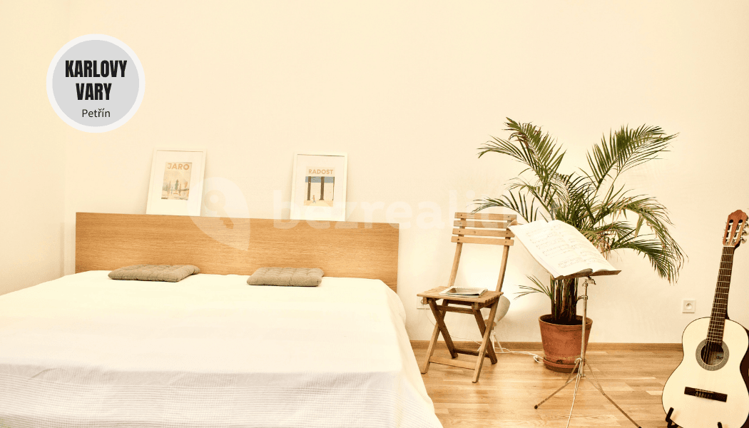Prenájom bytu 2-izbový 45 m², Petřín, Karlovy Vary, Karlovarský kraj Prenájom bytu 2-izbový 45 m², Petřín, Karlovy Vary, Karlovarský kraj