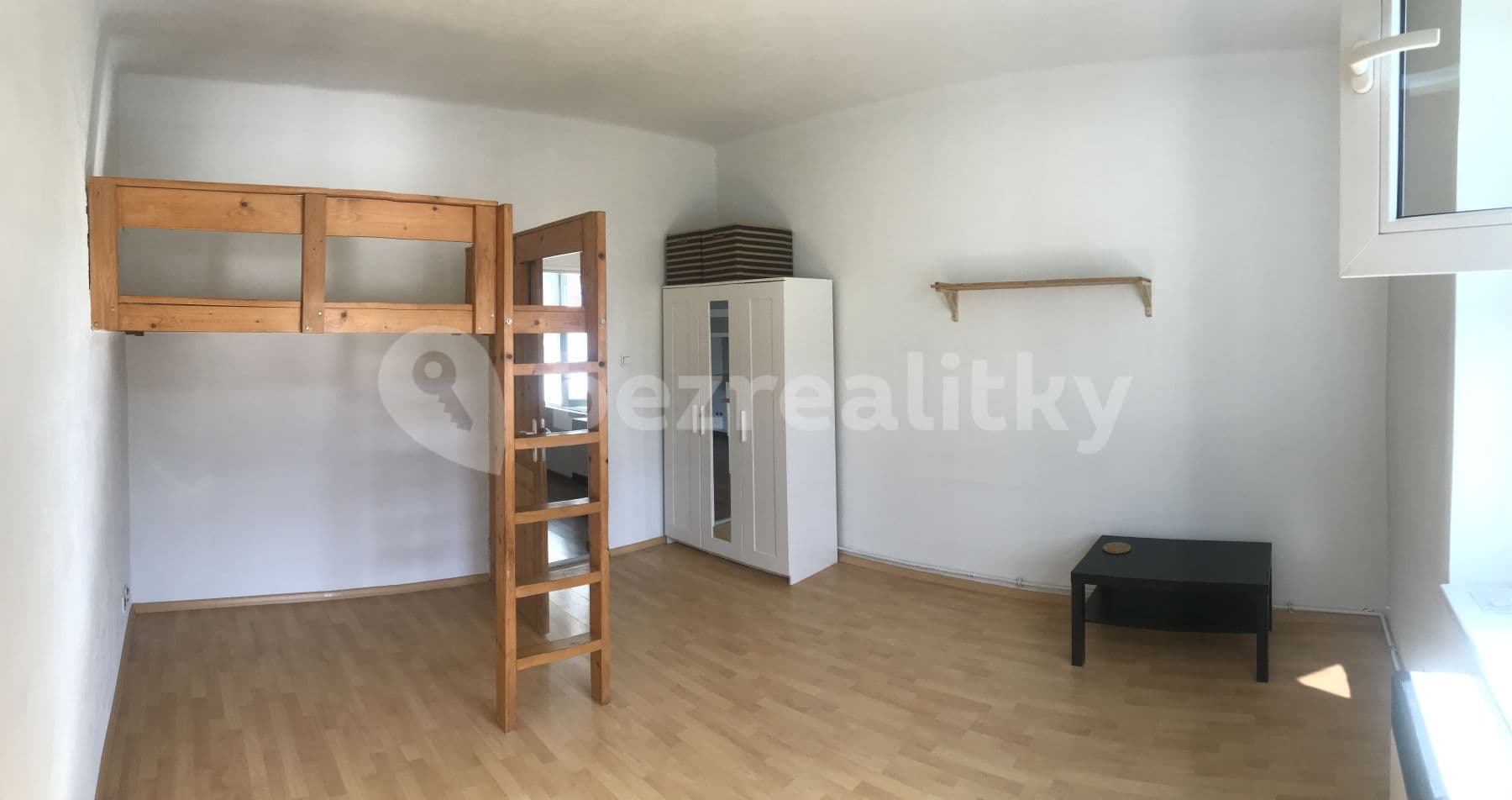 Prenájom bytu 1-izbový 44 m², Adamovská, Praha, Praha Prenájom bytu 1-izbový 44 m², Adamovská, Praha, Praha