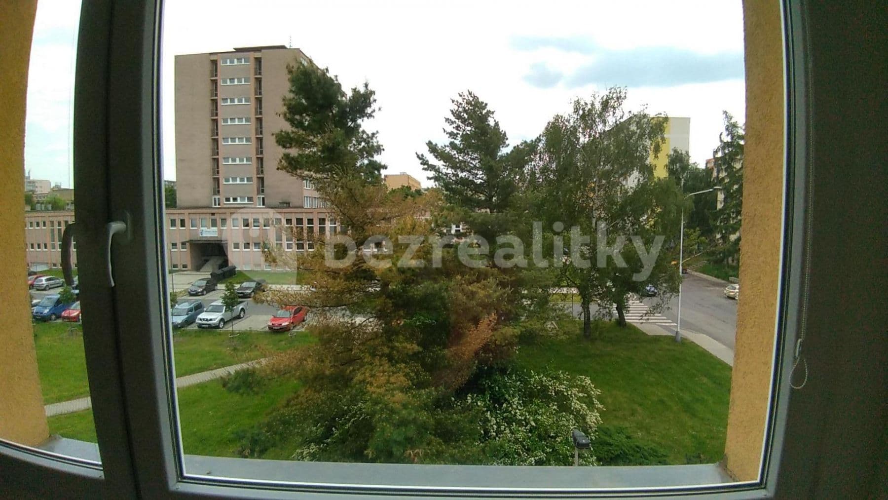 Prenájom bytu 2-izbový 41 m², U Hvězdy, Kladno, Středočeský kraj Prenájom bytu 2-izbový 41 m², U Hvězdy, Kladno, Středočeský kraj