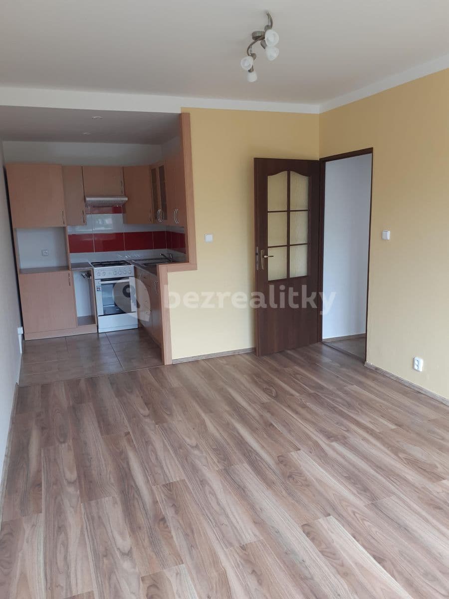 Prenájom bytu 2-izbový 41 m², U Hvězdy, Kladno, Středočeský kraj Prenájom bytu 2-izbový 41 m², U Hvězdy, Kladno, Středočeský kraj