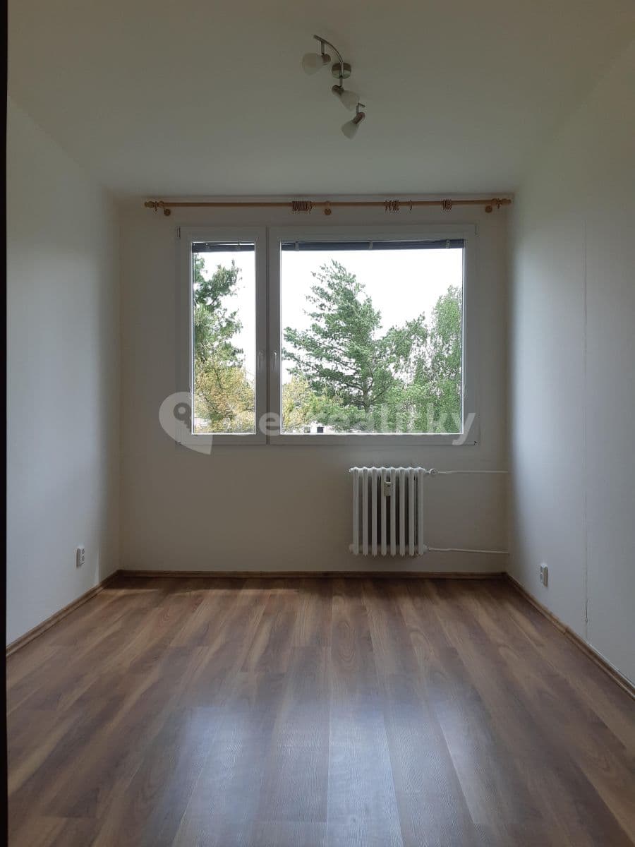 Prenájom bytu 2-izbový 41 m², U Hvězdy, Kladno, Středočeský kraj Prenájom bytu 2-izbový 41 m², U Hvězdy, Kladno, Středočeský kraj