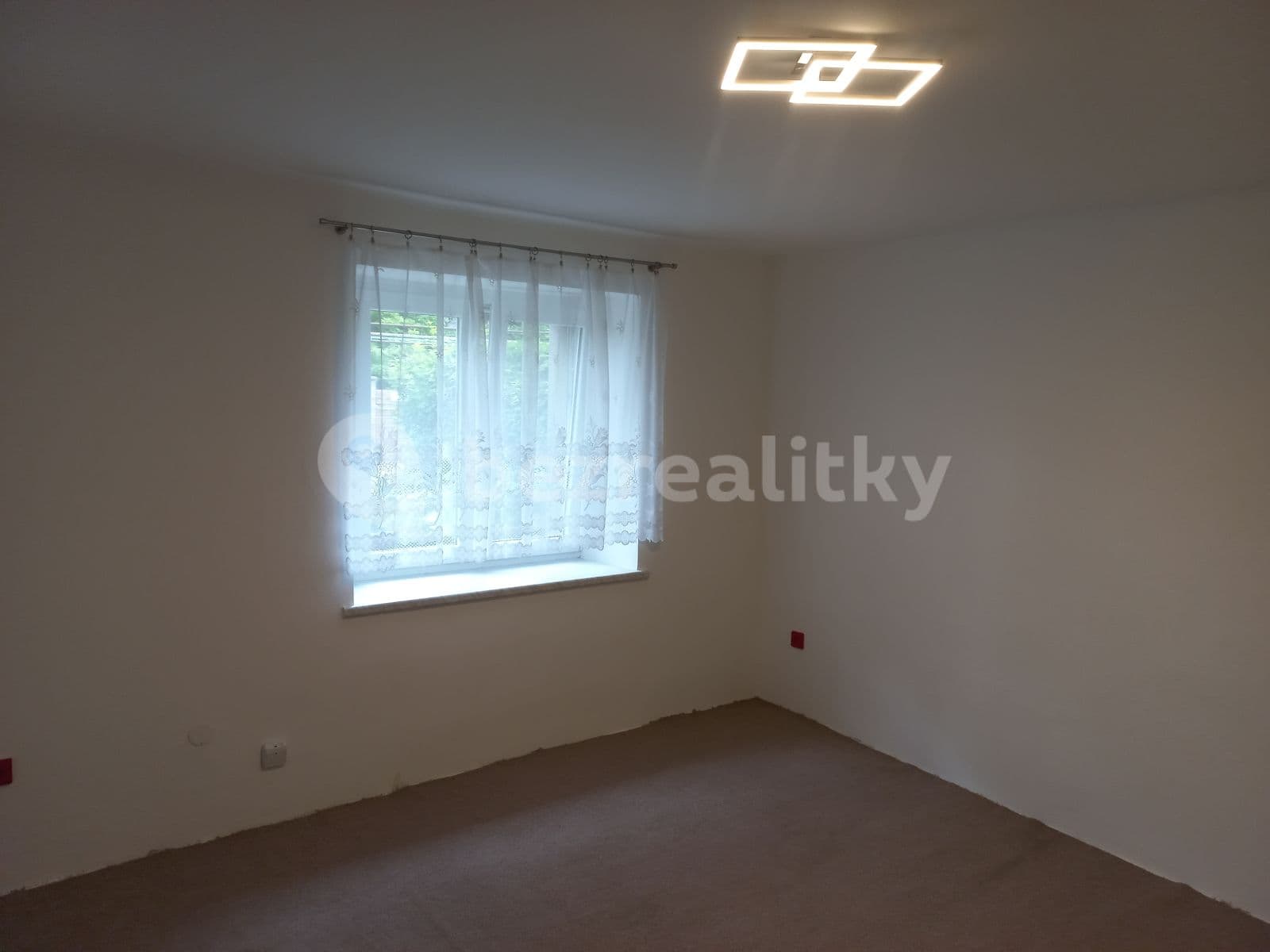 Prenájom bytu 1-izbový 33 m², Jasmínová, Brno, Jihomoravský kraj Prenájom bytu 1-izbový 33 m², Jasmínová, Brno, Jihomoravský kraj