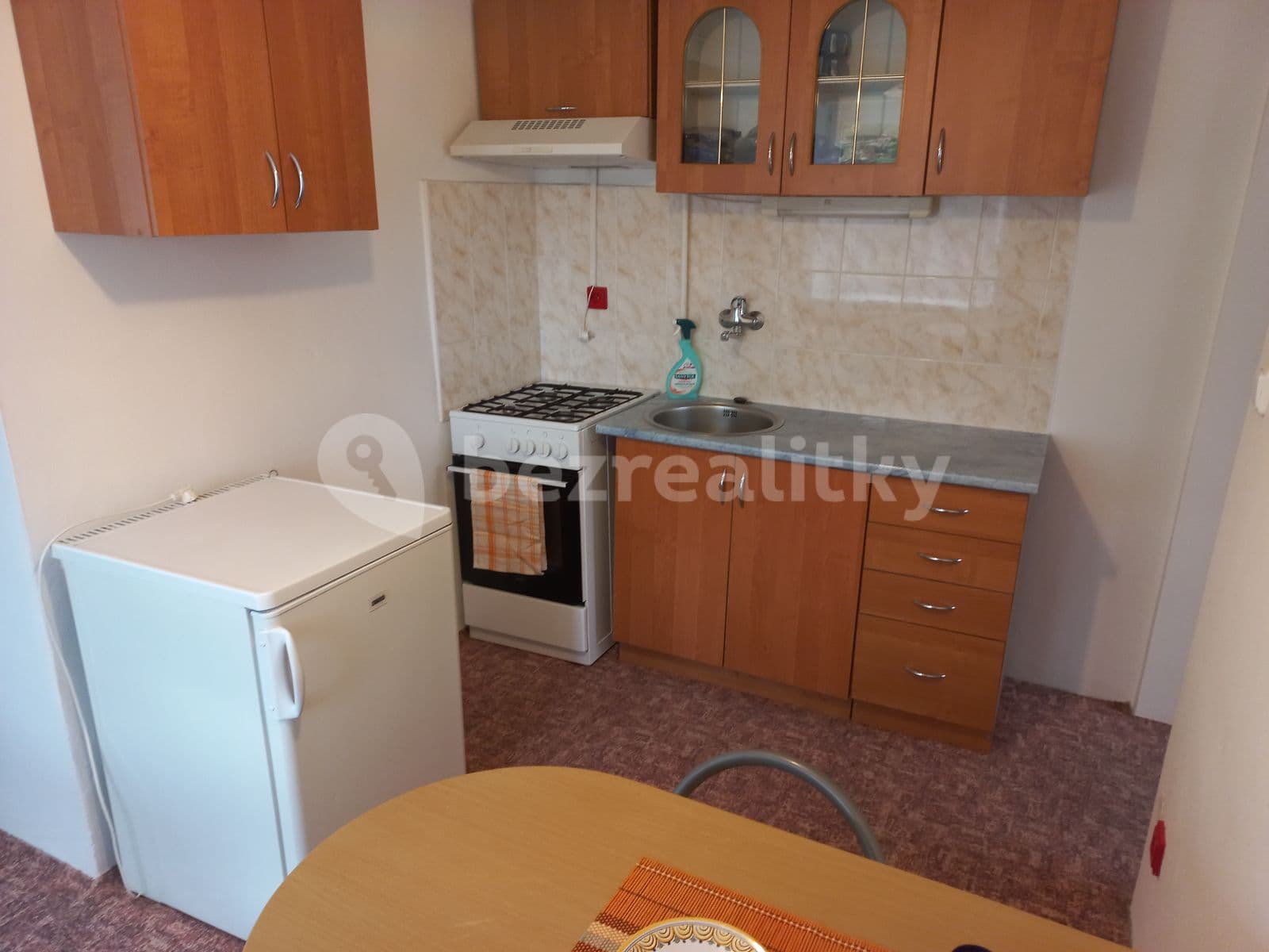 Prenájom bytu 1-izbový 33 m², Jasmínová, Brno, Jihomoravský kraj Prenájom bytu 1-izbový 33 m², Jasmínová, Brno, Jihomoravský kraj