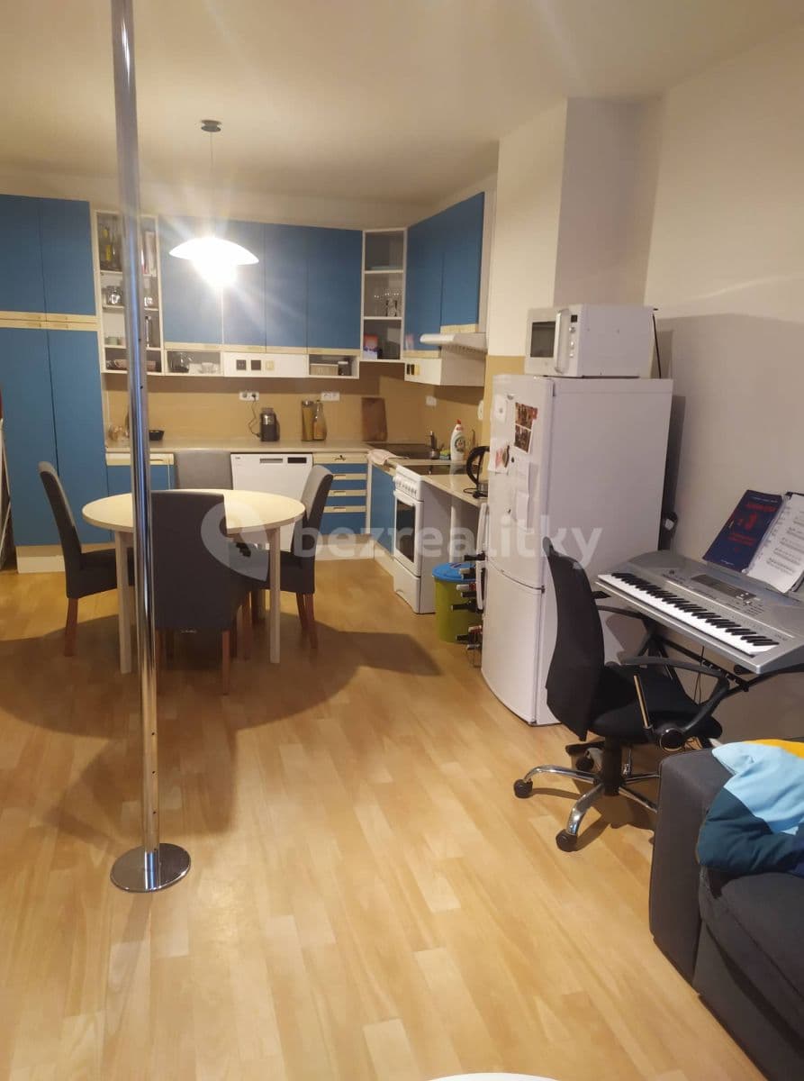 Prenájom bytu 2-izbový 48 m², Zderadova, Brno, Jihomoravský kraj Prenájom bytu 2-izbový 48 m², Zderadova, Brno, Jihomoravský kraj