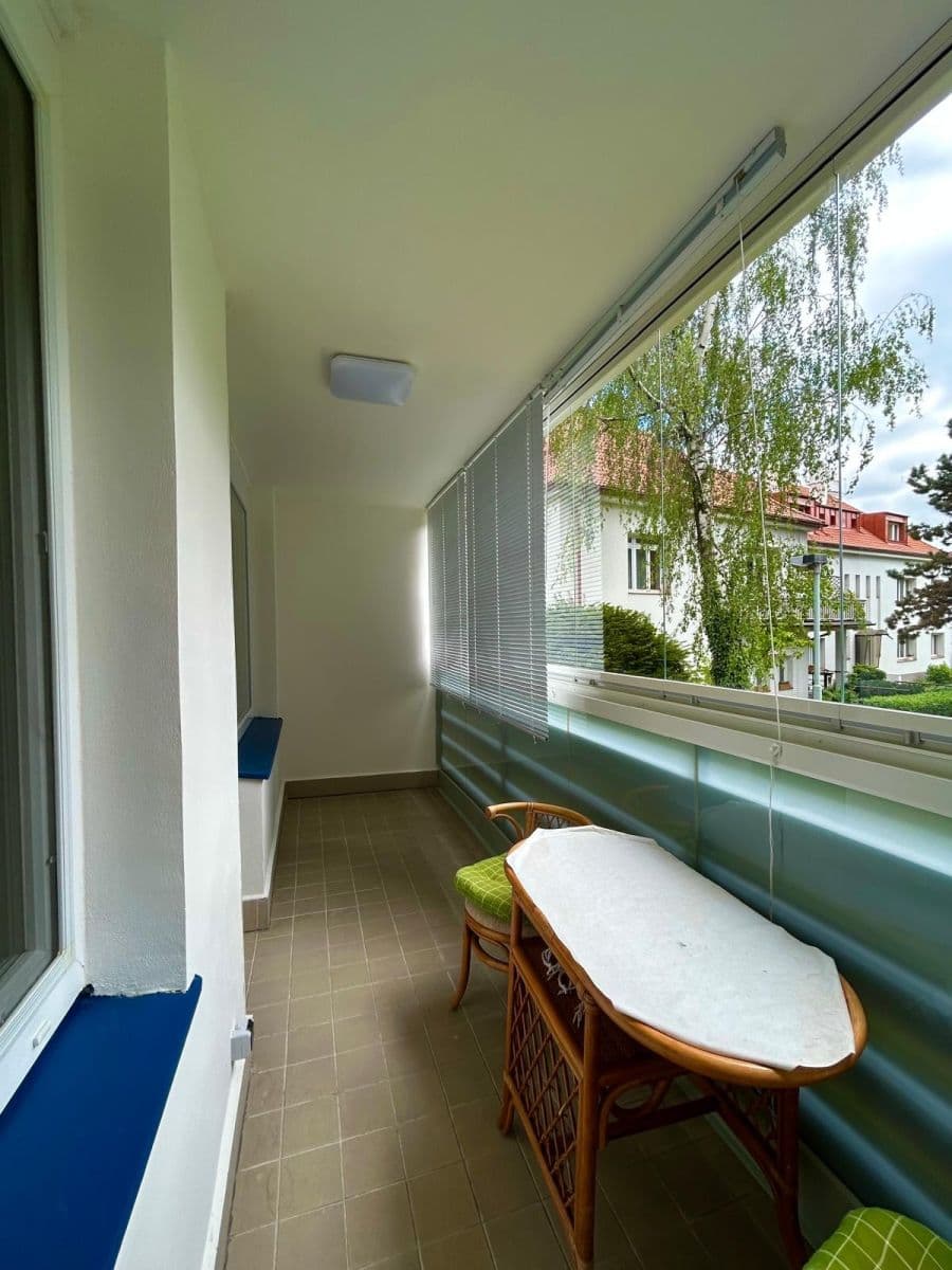 Prenájom bytu 2-izbový 50 m², K Červenému vrchu, Praha, Praha Prenájom bytu 2-izbový 50 m², K Červenému vrchu, Praha, Praha