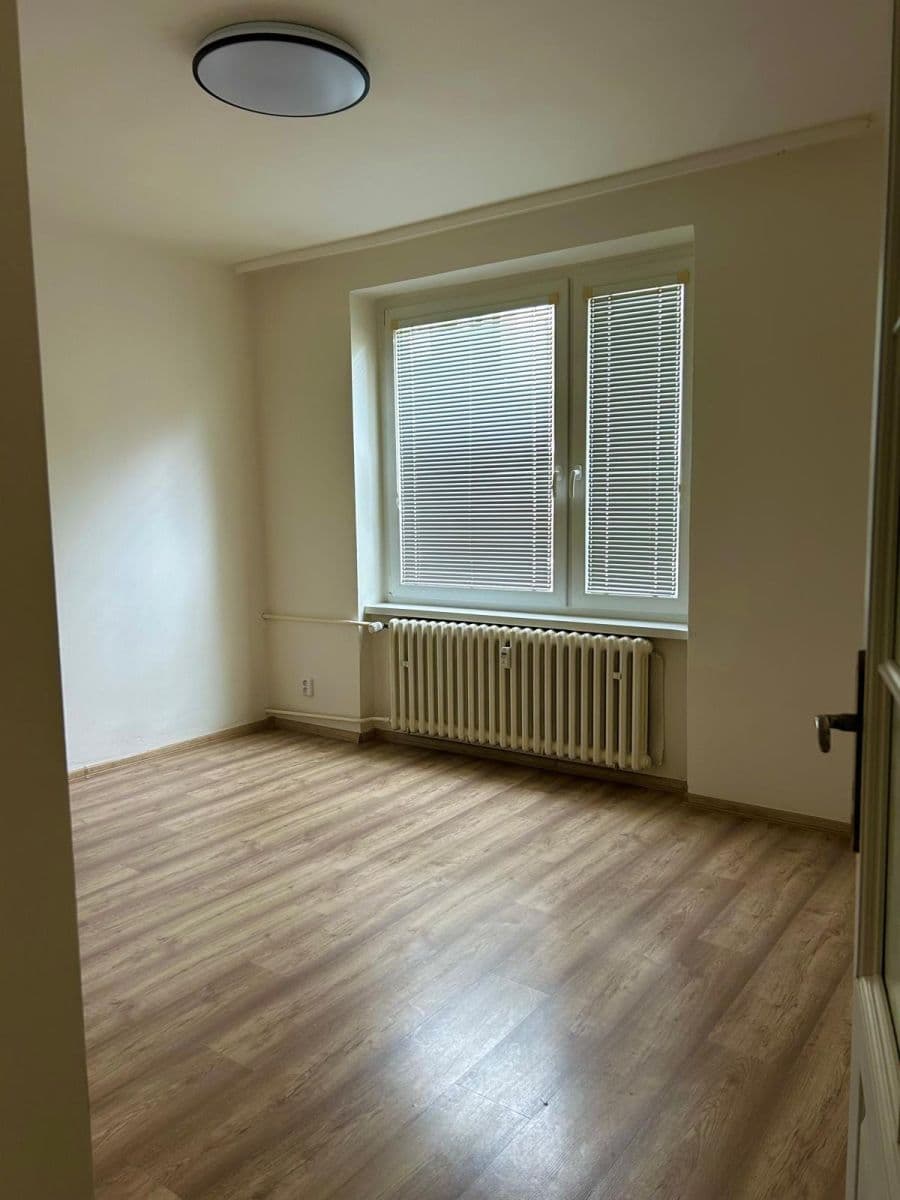 Prenájom bytu 2-izbový 50 m², K Červenému vrchu, Praha, Praha Prenájom bytu 2-izbový 50 m², K Červenému vrchu, Praha, Praha