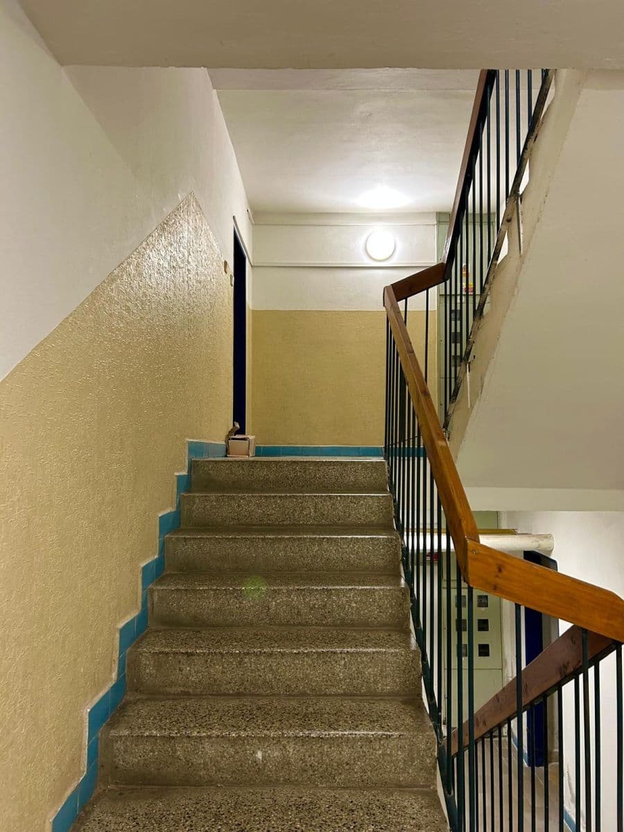 Prenájom bytu 2-izbový 50 m², K Červenému vrchu, Praha, Praha Prenájom bytu 2-izbový 50 m², K Červenému vrchu, Praha, Praha