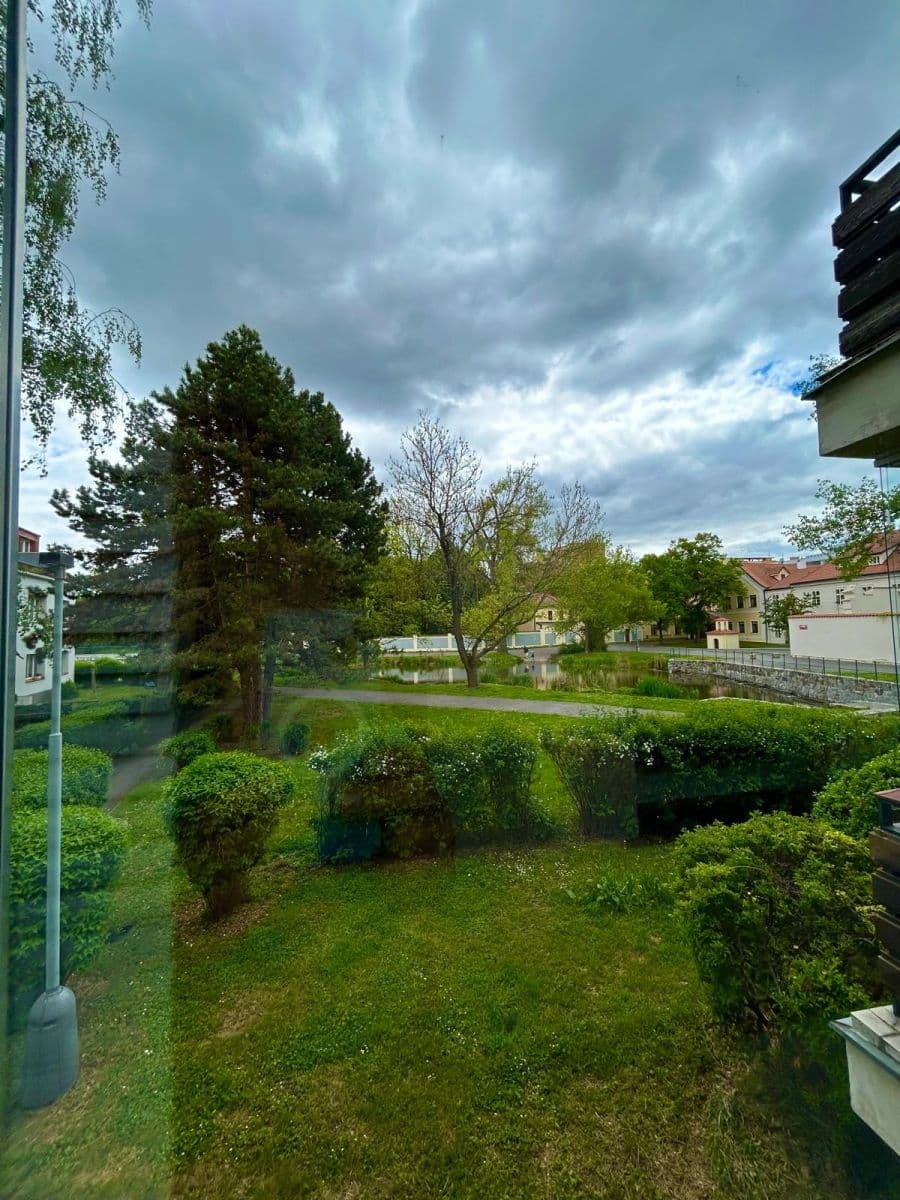 Prenájom bytu 2-izbový 50 m², K Červenému vrchu, Praha, Praha Prenájom bytu 2-izbový 50 m², K Červenému vrchu, Praha, Praha