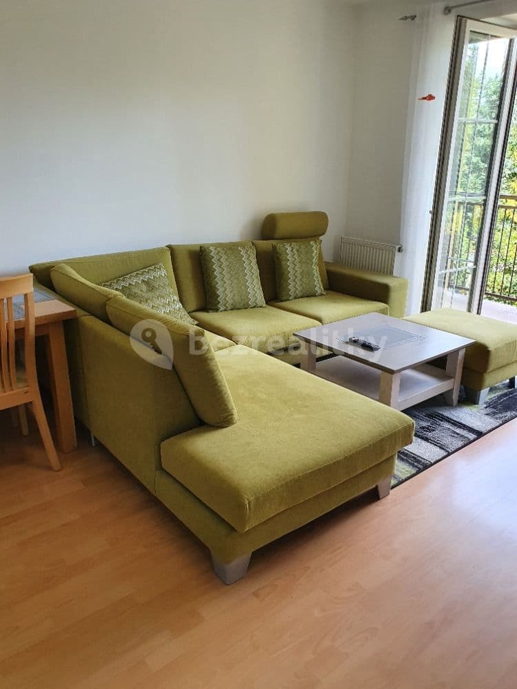 Prenájom bytu 2-izbový 51 m², Vestec, Středočeský kraj Prenájom bytu 2-izbový 51 m², Vestec, Středočeský kraj