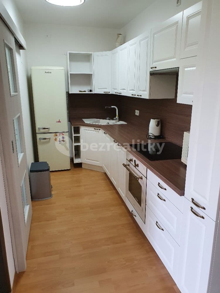Prenájom bytu 2-izbový 51 m², Vestec, Středočeský kraj Prenájom bytu 2-izbový 51 m², Vestec, Středočeský kraj