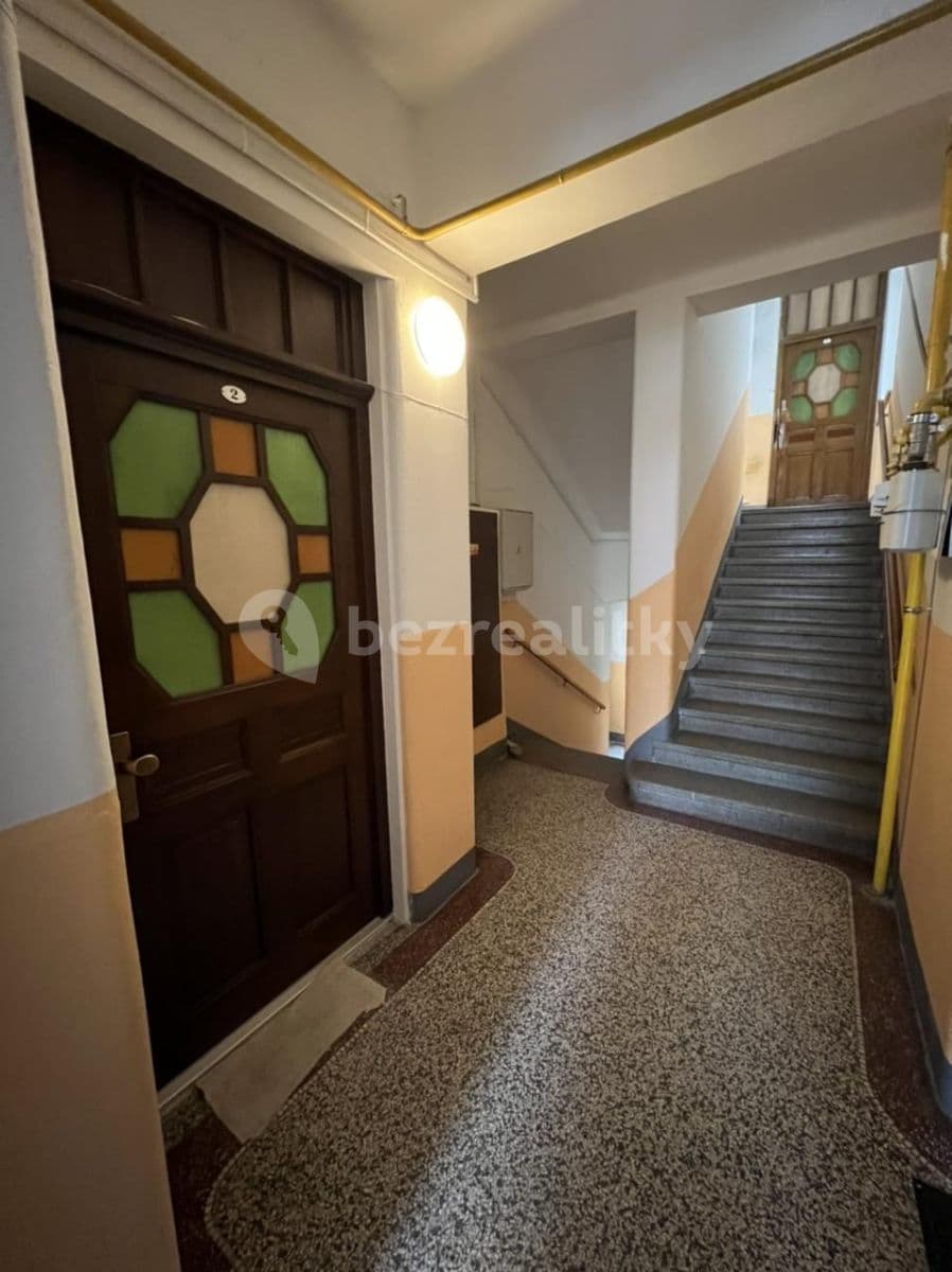 Prenájom bytu 2-izbový 63 m², Resslova, Ústí nad Labem, Ústecký kraj Prenájom bytu 2-izbový 63 m², Resslova, Ústí nad Labem, Ústecký kraj