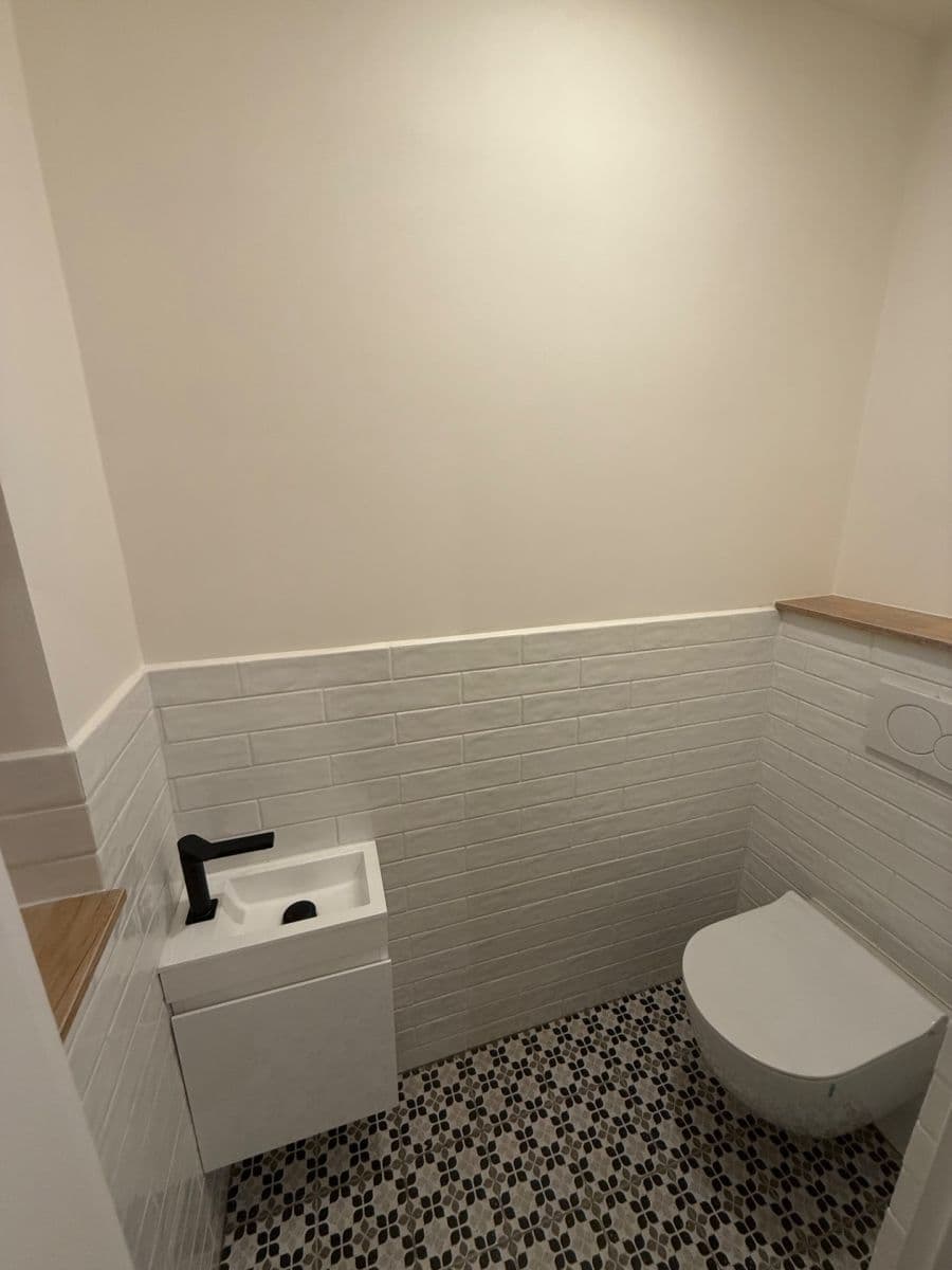 Prenájom bytu 2-izbový 63 m², Resslova, Ústí nad Labem, Ústecký kraj Prenájom bytu 2-izbový 63 m², Resslova, Ústí nad Labem, Ústecký kraj