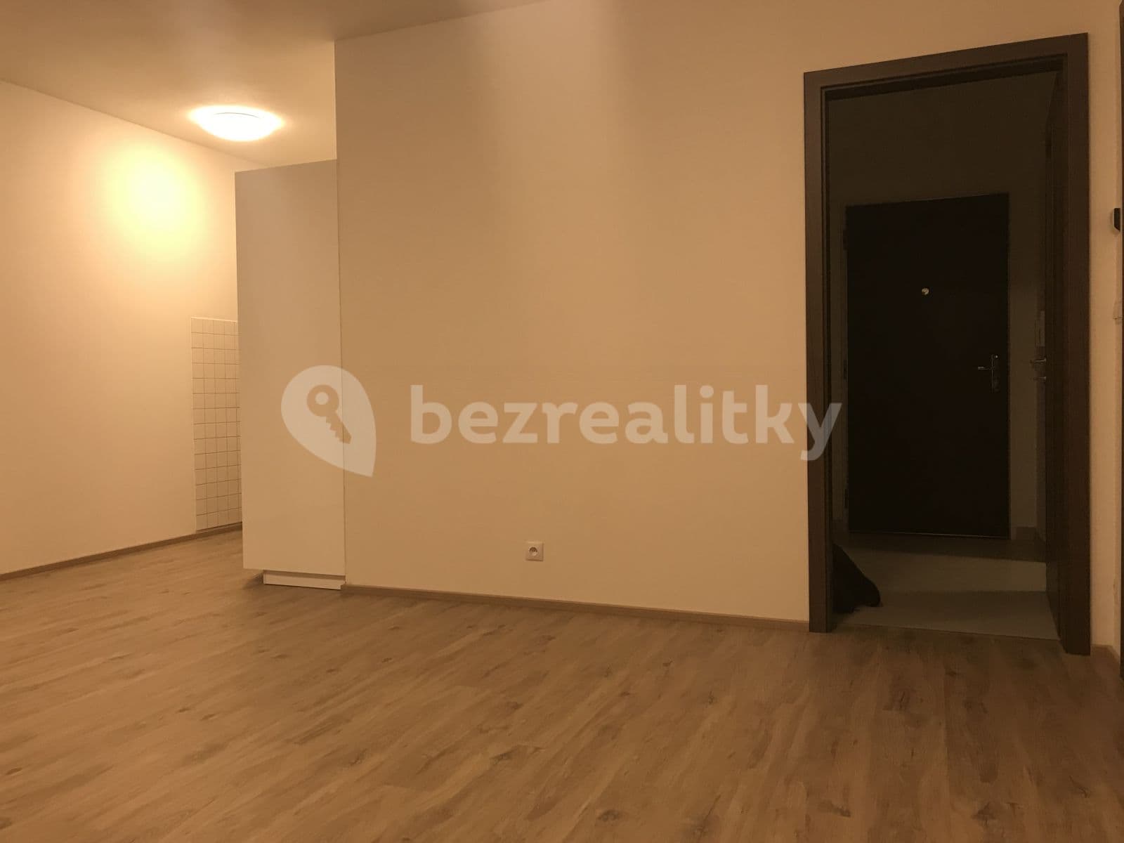 Prenájom bytu 2-izbový 58 m², Toufarova, Praha, Praha Prenájom bytu 2-izbový 58 m², Toufarova, Praha, Praha