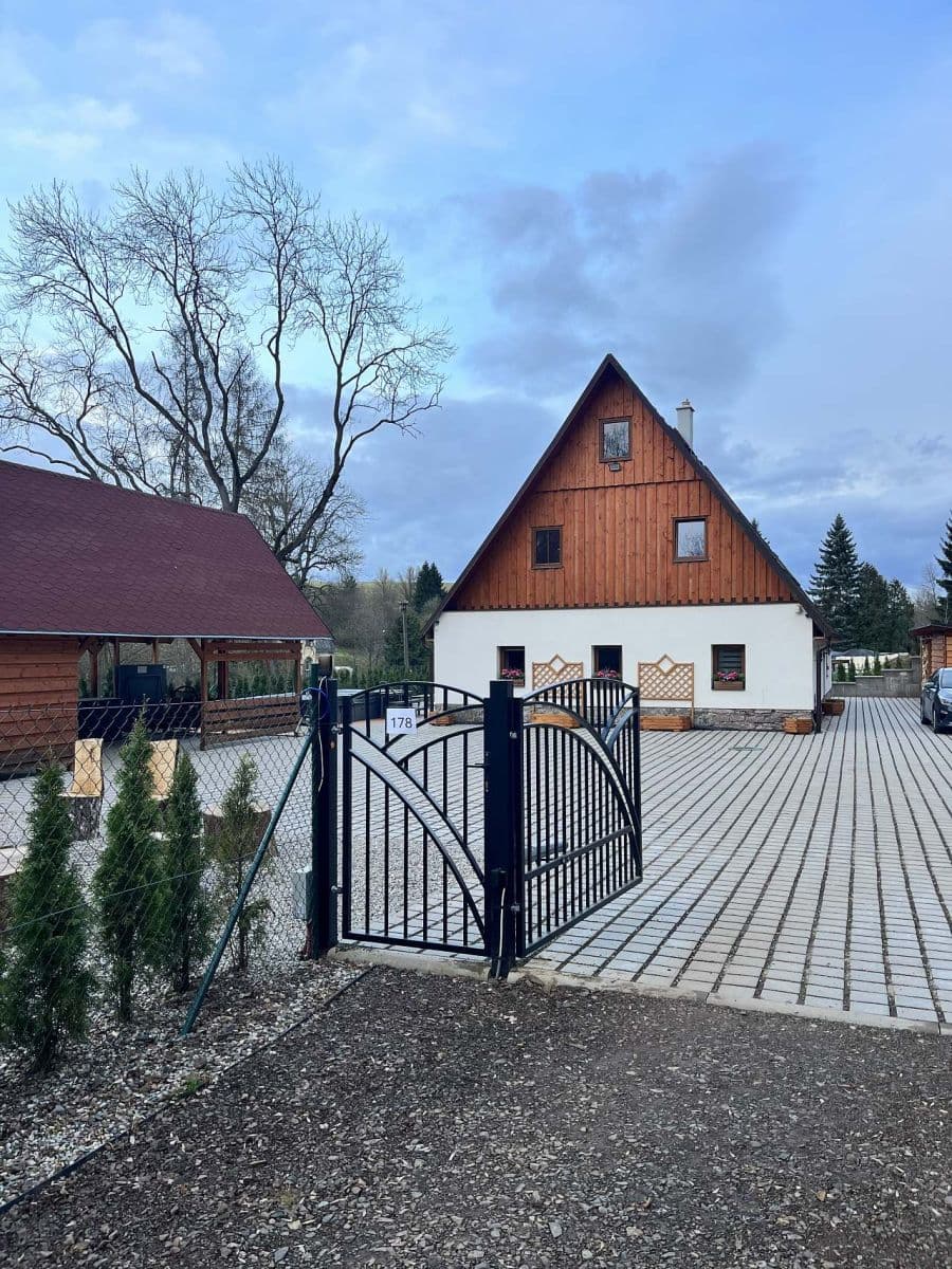 Prenájom rekreačného objektu, Meziměstí, Královéhradecký kraj Prenájom rekreačného objektu, Meziměstí, Královéhradecký kraj