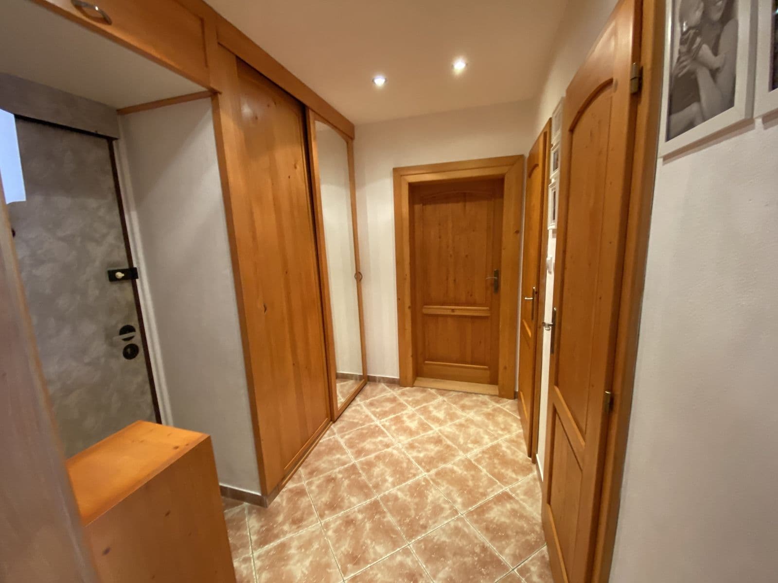 Prenájom bytu 2-izbový 67 m², Cíglerova, Praha, Praha Prenájom bytu 2-izbový 67 m², Cíglerova, Praha, Praha