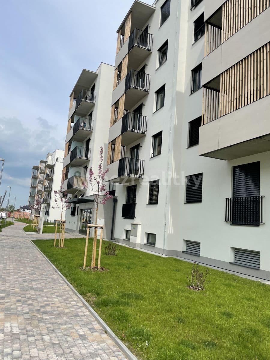 Prenájom bytu 2-izbový 65 m², Kunštátská, Poděbrady, Středočeský kraj Prenájom bytu 2-izbový 65 m², Kunštátská, Poděbrady, Středočeský kraj