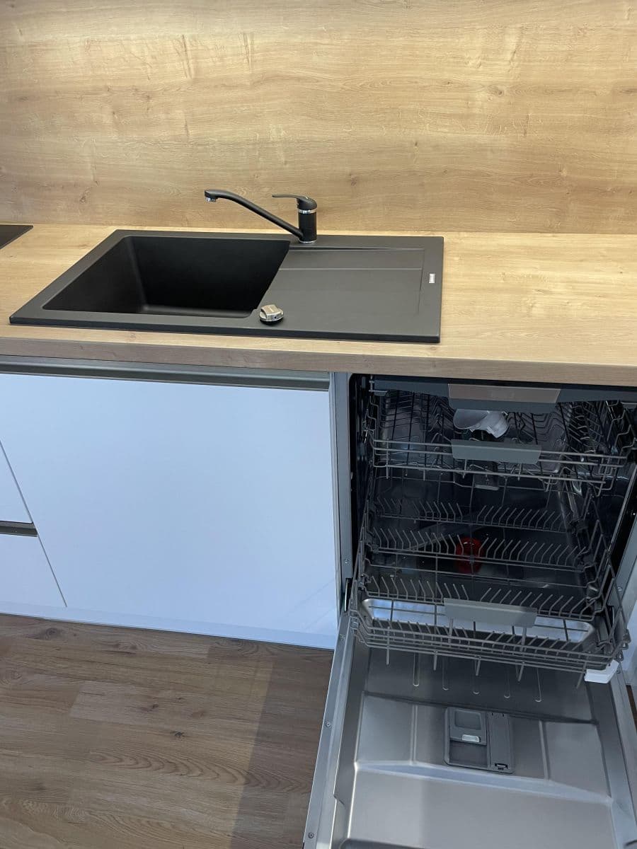 Prenájom bytu 2-izbový 60 m², Odolena Voda, Středočeský kraj Prenájom bytu 2-izbový 60 m², Odolena Voda, Středočeský kraj