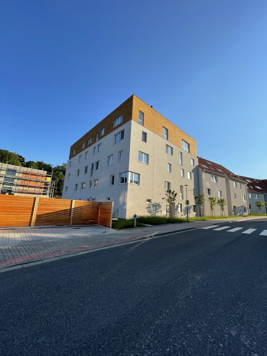 Prenájom bytu 2-izbový 60 m², Odolena Voda, Středočeský kraj Prenájom bytu 2-izbový 60 m², Odolena Voda, Středočeský kraj