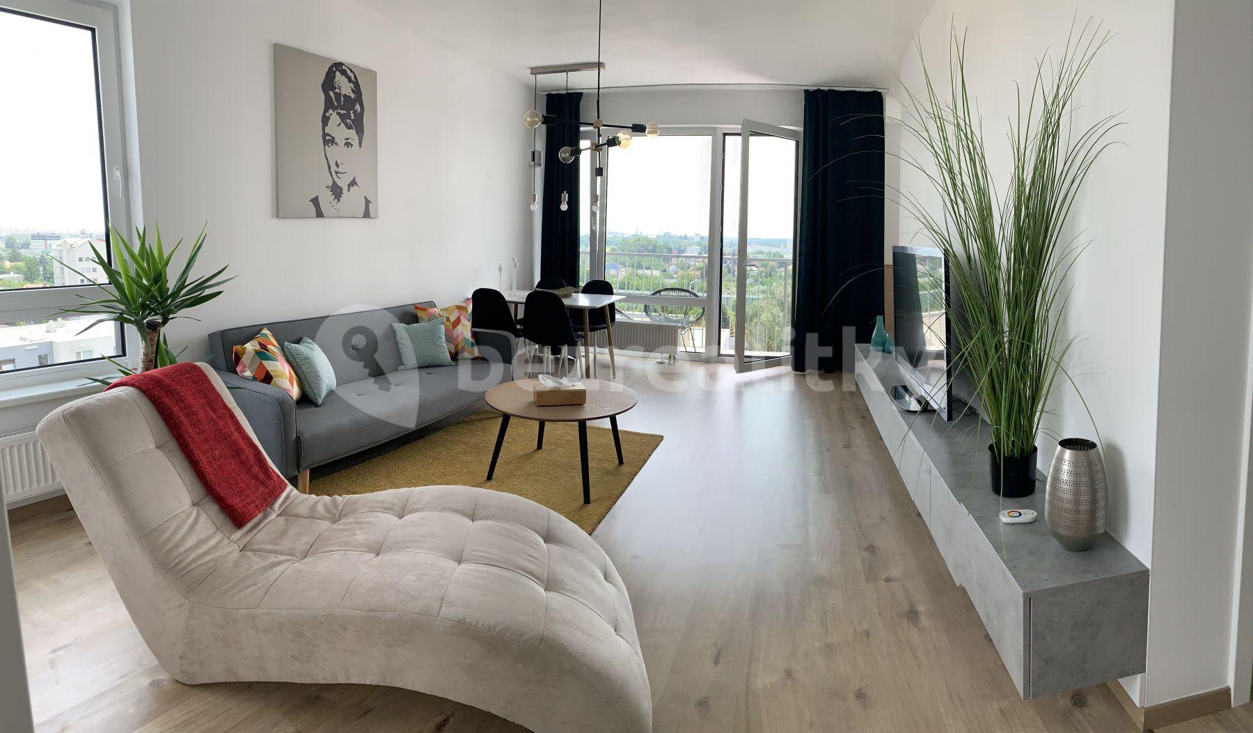 Prenájom bytu 2-izbový 58 m², Ružinov, Bratislavský kraj