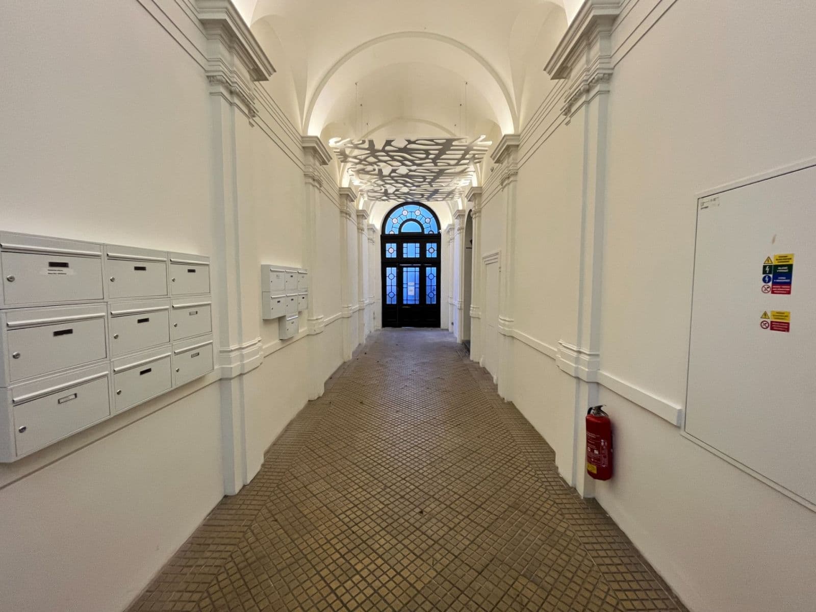 Prenájom bytu 2-izbový 45 m², Staropramenná, Praha, Praha Prenájom bytu 2-izbový 45 m², Staropramenná, Praha, Praha