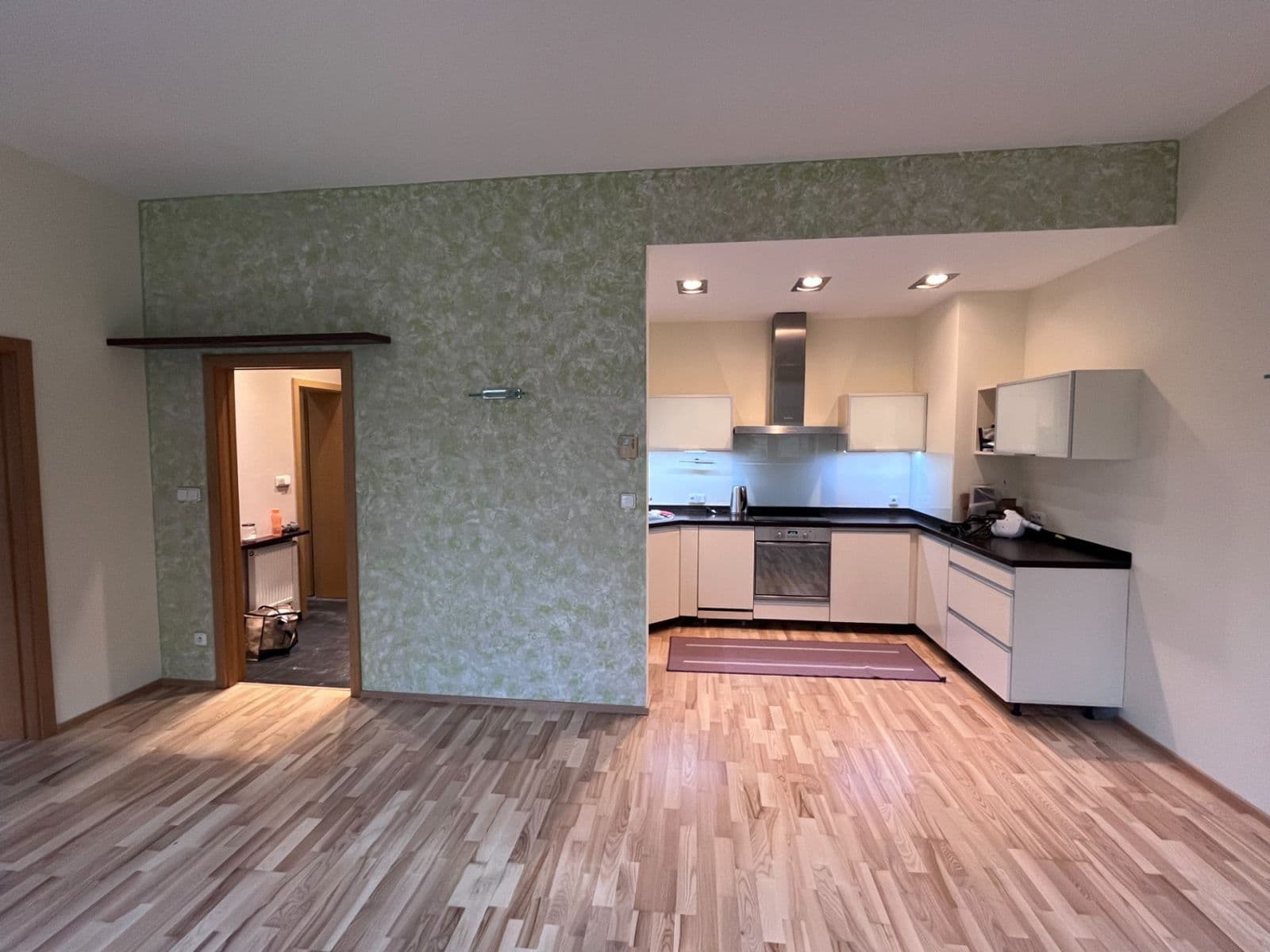 Prenájom bytu 2-izbový 47 m², U reálky, Olomouc, Olomoucký kraj Prenájom bytu 2-izbový 47 m², U reálky, Olomouc, Olomoucký kraj