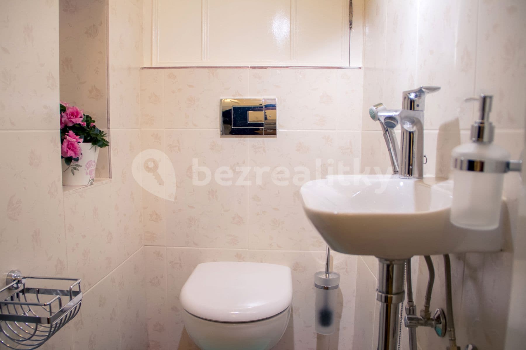 Prenájom bytu 2-izbový 67 m², Balbínova, Praha, Praha Prenájom bytu 2-izbový 67 m², Balbínova, Praha, Praha