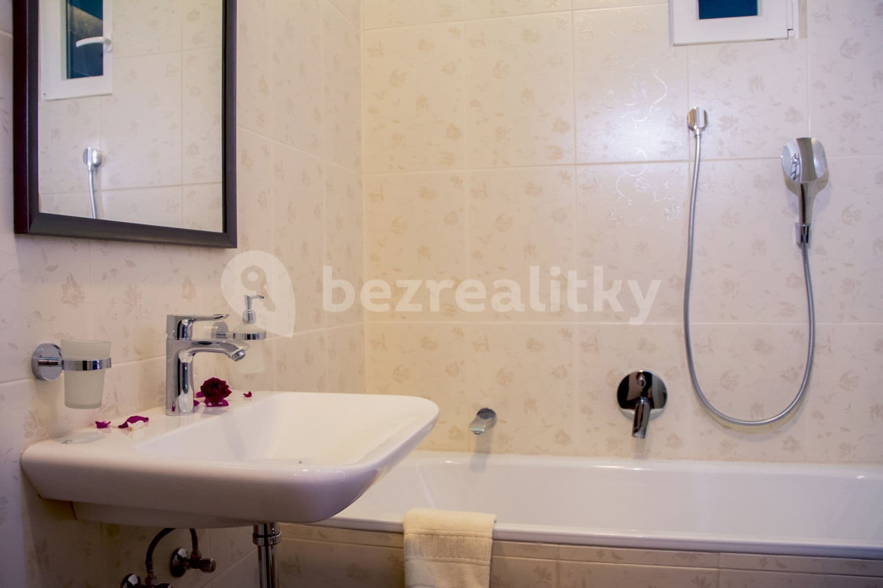 Prenájom bytu 2-izbový 67 m², Balbínova, Praha, Praha Prenájom bytu 2-izbový 67 m², Balbínova, Praha, Praha