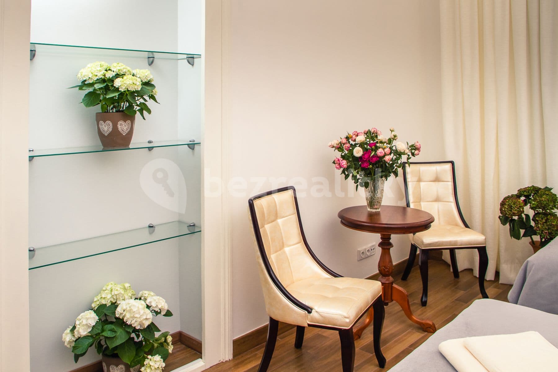 Prenájom bytu 2-izbový 67 m², Balbínova, Praha, Praha Prenájom bytu 2-izbový 67 m², Balbínova, Praha, Praha