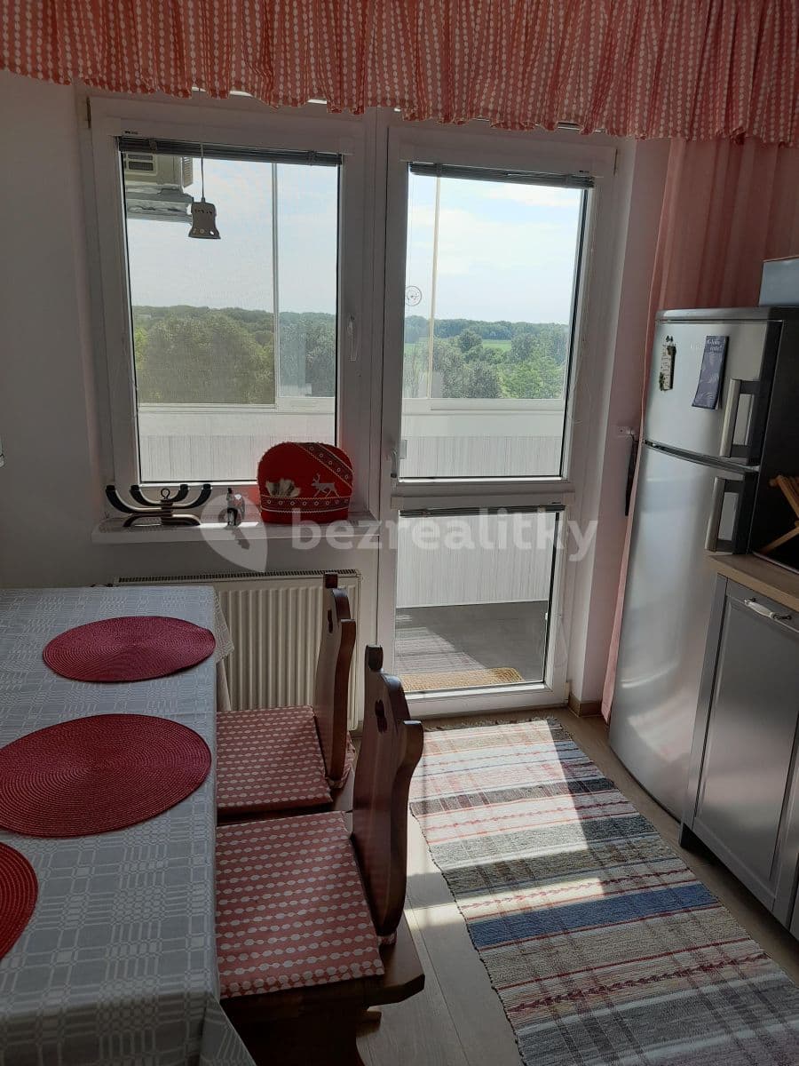 Prenájom bytu 3-izbový 70 m², Petržalka, Bratislavský kraj Prenájom bytu 3-izbový 70 m², Petržalka, Bratislavský kraj