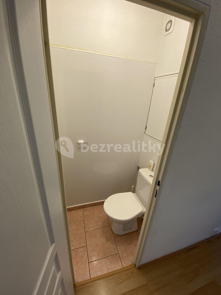 Prenájom bytu 3-izbový 76 m², Hvozdíková, Praha, Praha Prenájom bytu 3-izbový 76 m², Hvozdíková, Praha, Praha