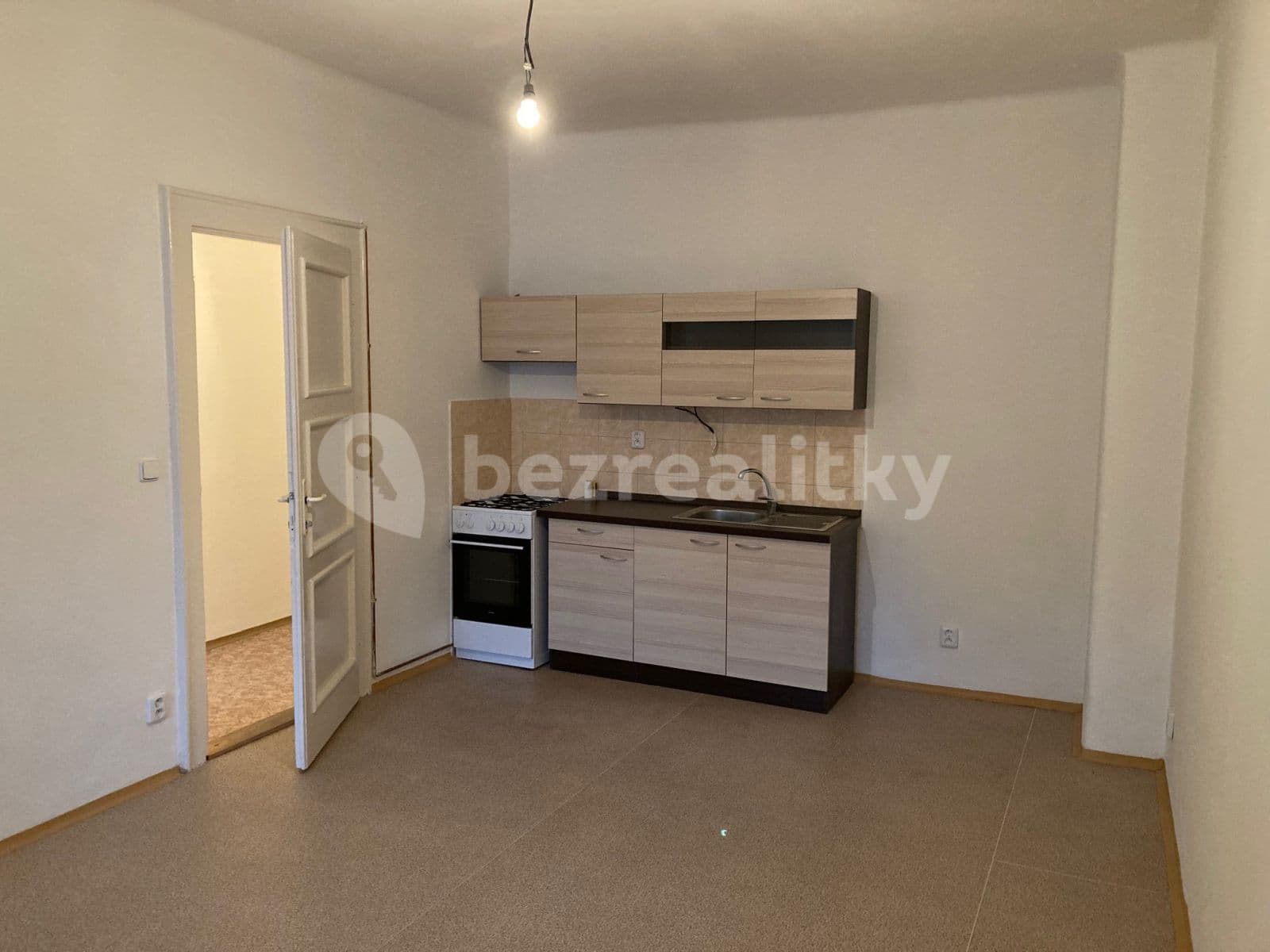 Prenájom bytu 1-izbový 30 m², V Zahradách, Praha, Praha Prenájom bytu 1-izbový 30 m², V Zahradách, Praha, Praha