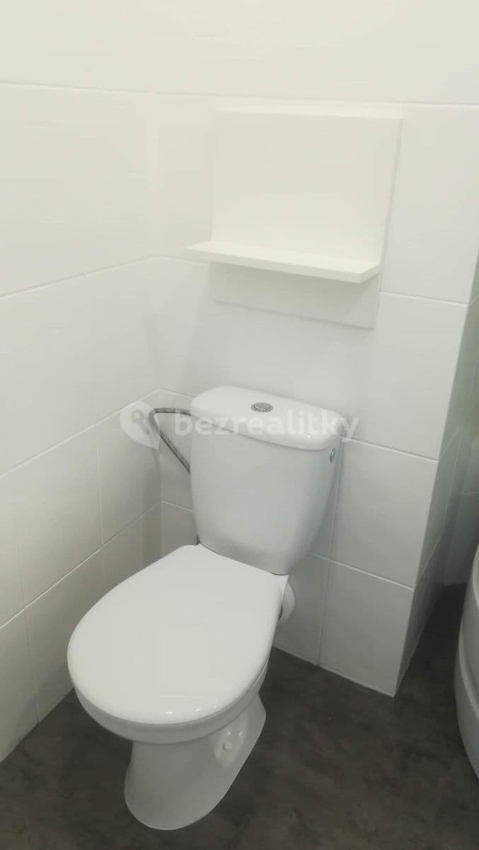 Prenájom bytu Garsoniéra 25 m², Charkovská, Karlovy Vary, Karlovarský kraj Prenájom bytu Garsoniéra 25 m², Charkovská, Karlovy Vary, Karlovarský kraj