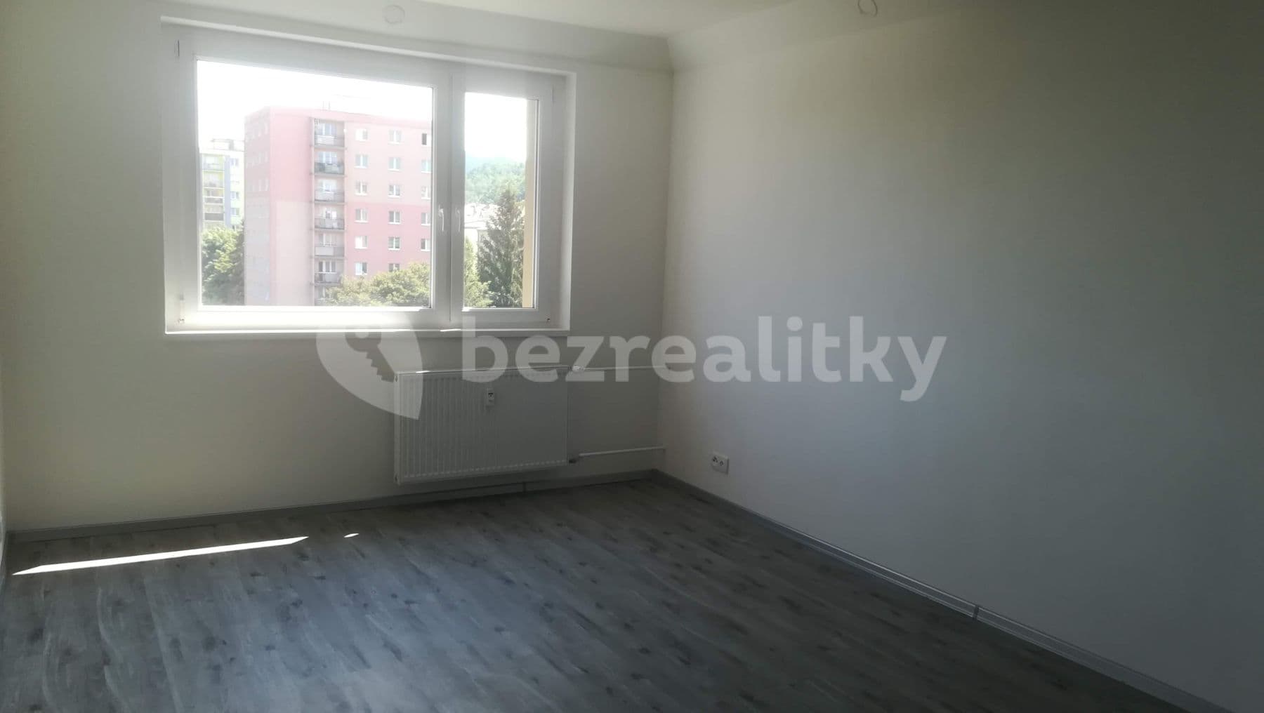 Prenájom bytu Garsoniéra 25 m², Charkovská, Karlovy Vary, Karlovarský kraj Prenájom bytu Garsoniéra 25 m², Charkovská, Karlovy Vary, Karlovarský kraj