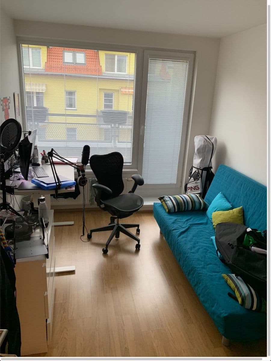 Prenájom bytu 3-izbový 80 m², V Zahradách, Praha, Praha Prenájom bytu 3-izbový 80 m², V Zahradách, Praha, Praha
