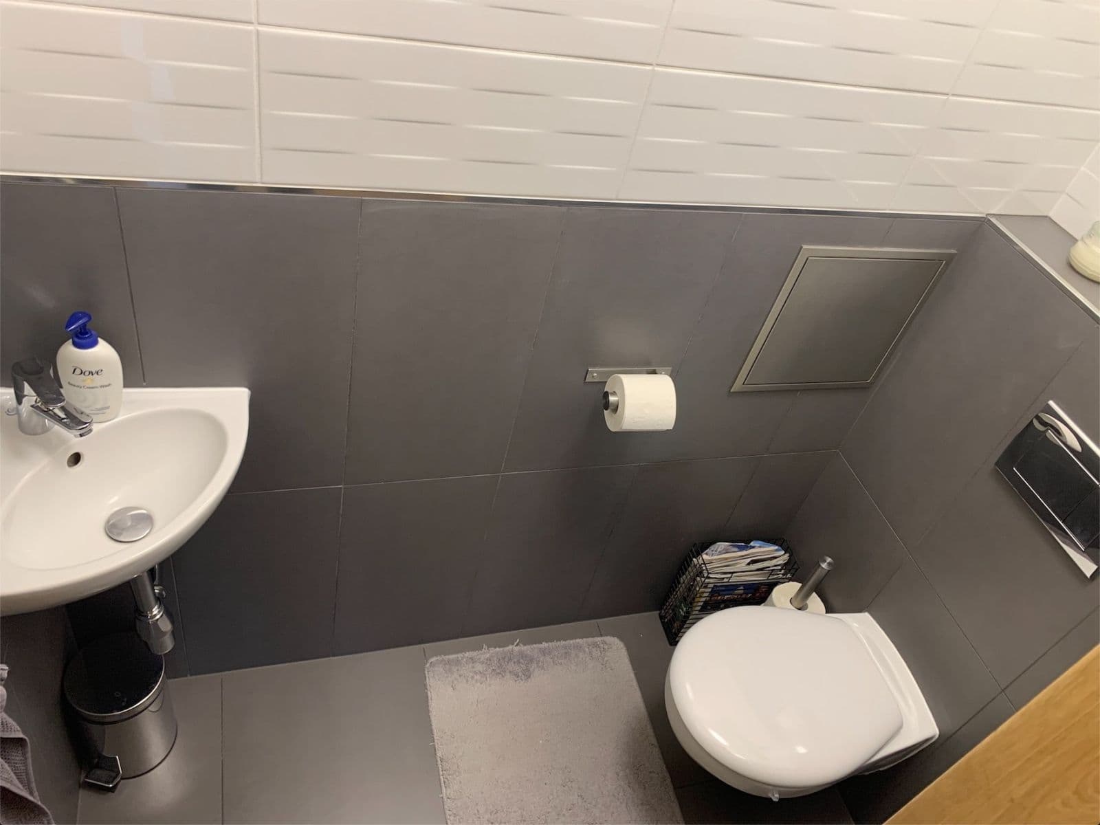 Prenájom bytu 3-izbový 80 m², V Zahradách, Praha, Praha Prenájom bytu 3-izbový 80 m², V Zahradách, Praha, Praha