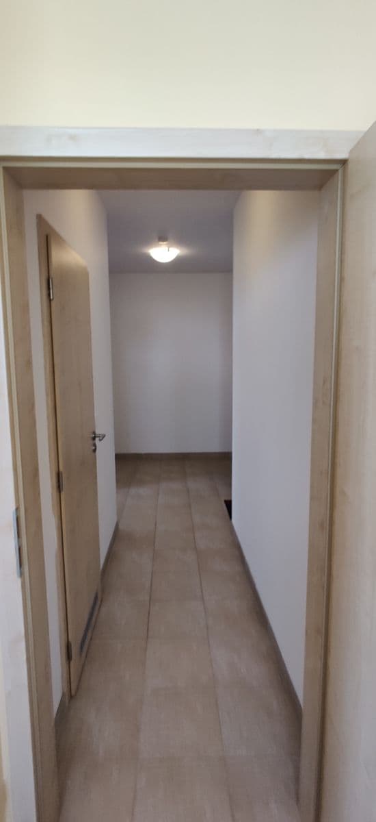 Prenájom bytu 2-izbový 53 m², U Uhříněveské obory, Praha, Praha Prenájom bytu 2-izbový 53 m², U Uhříněveské obory, Praha, Praha