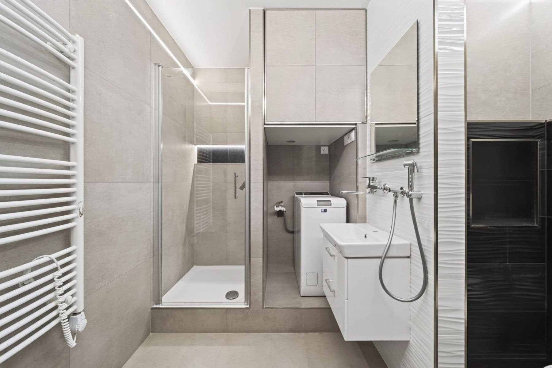 Prenájom bytu 2-izbový 36 m², Na Vinici III., Klášter, Plzeňský kraj Prenájom bytu 2-izbový 36 m², Na Vinici III., Klášter, Plzeňský kraj